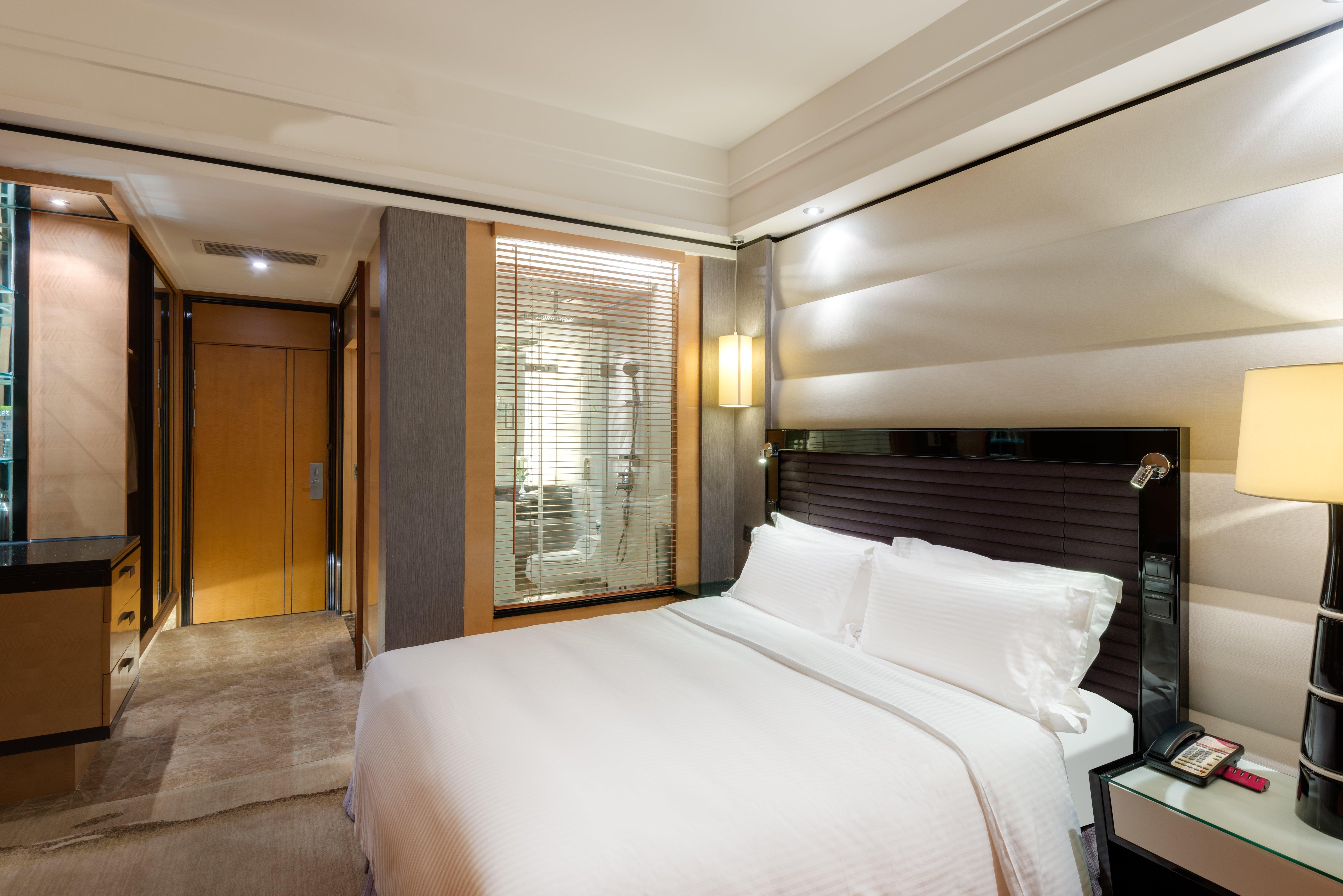 Double King Size Bed