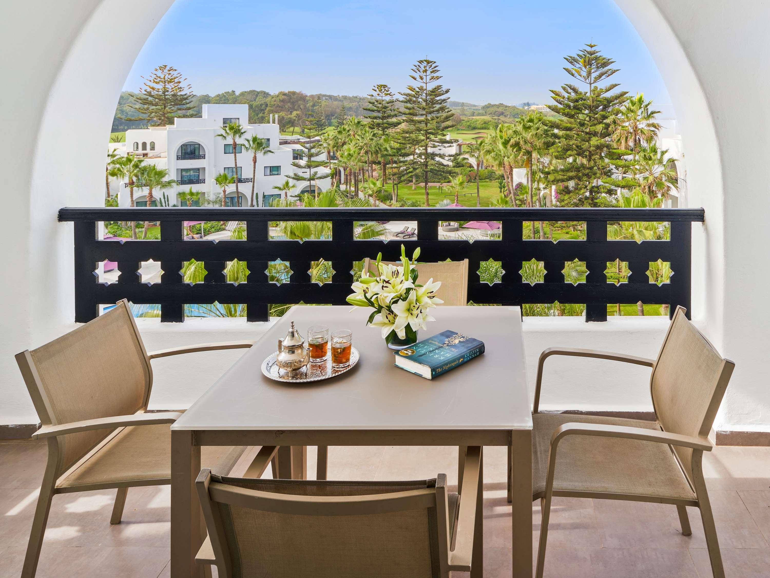 Suite Ocean View King Bed