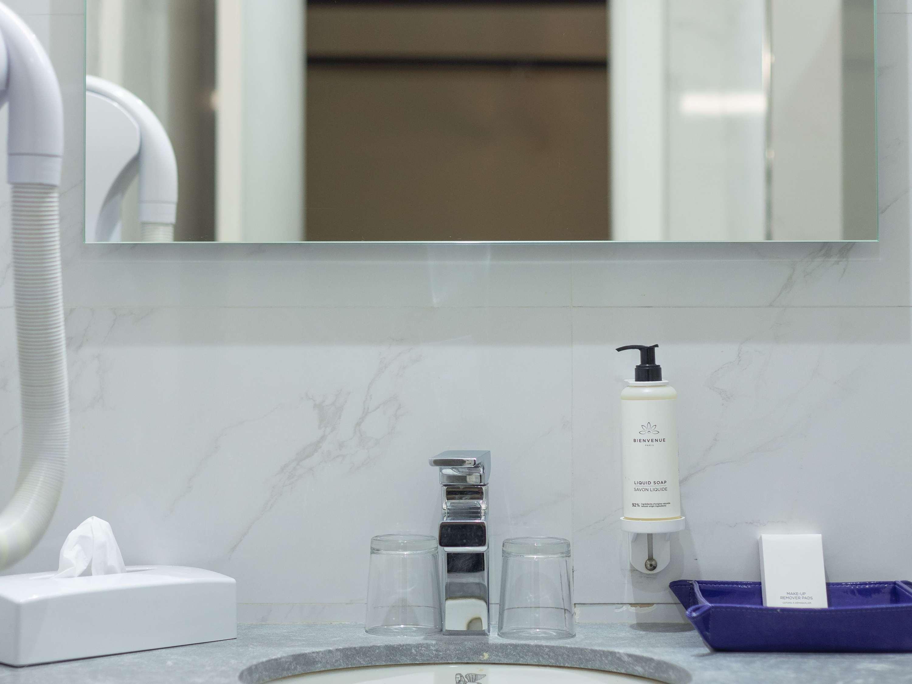 Suite Ocean View King Bed