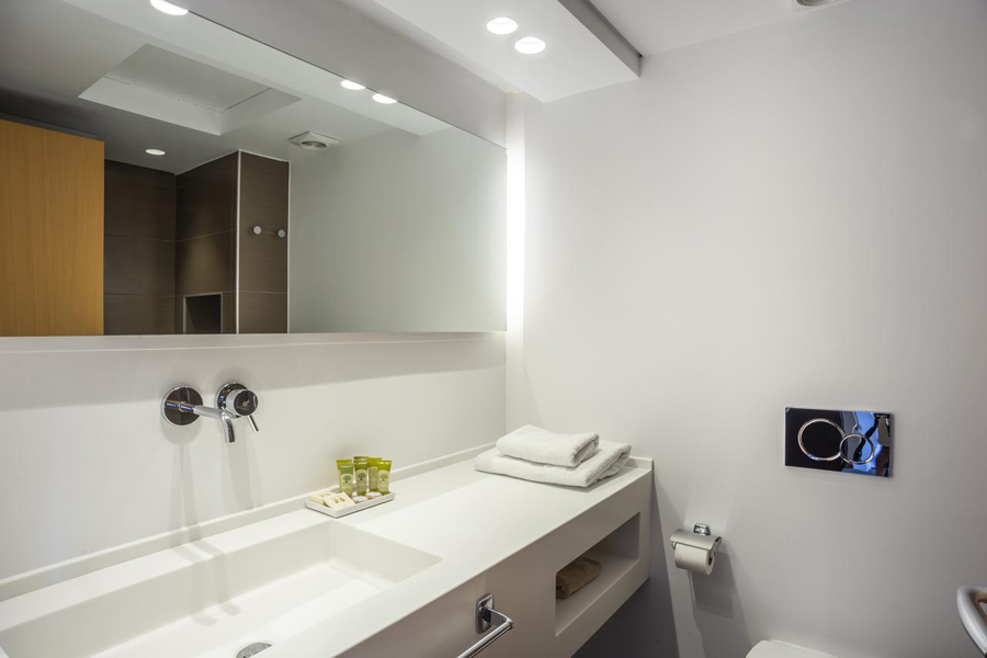 Double or Twin Standard