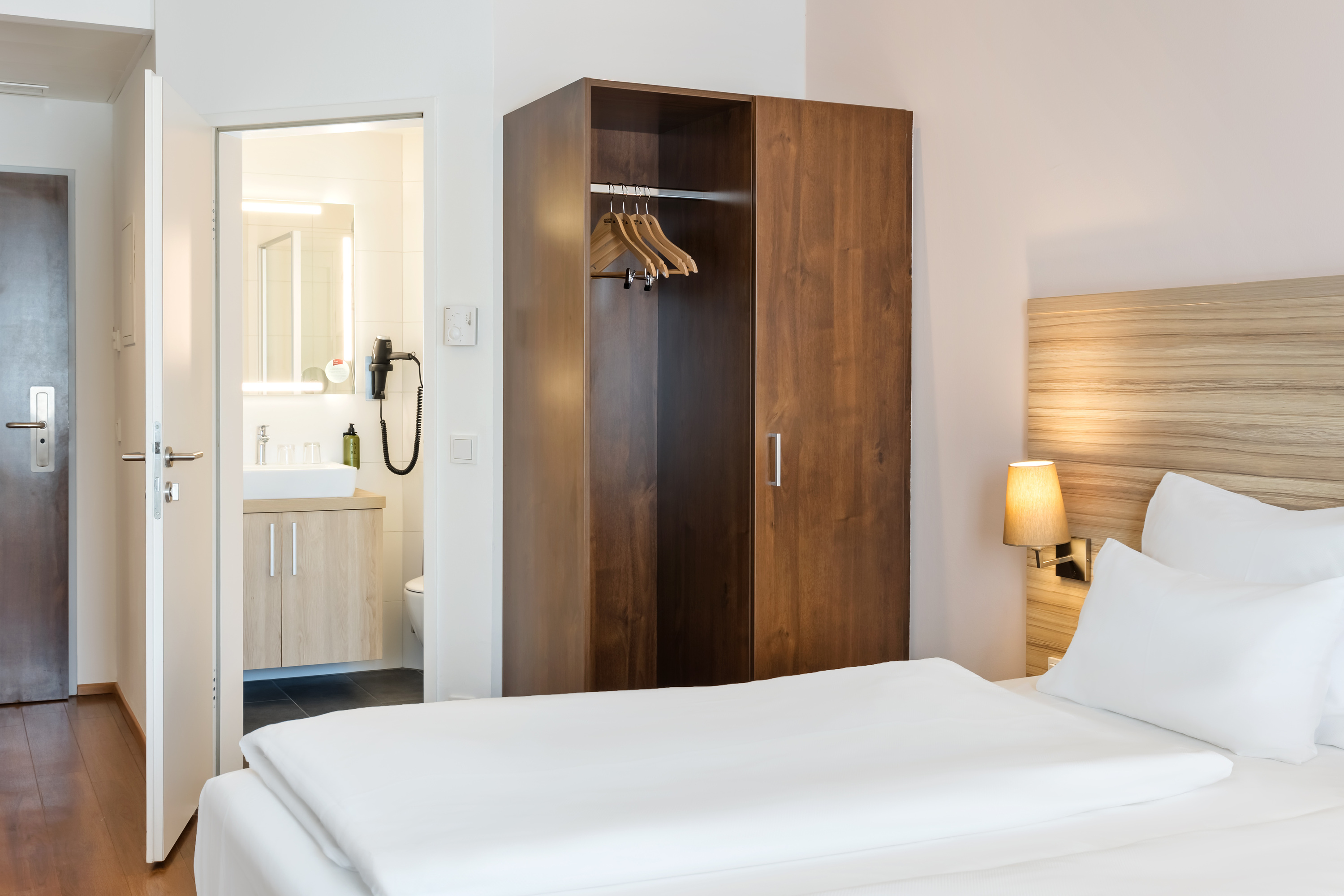 Double Single Classic