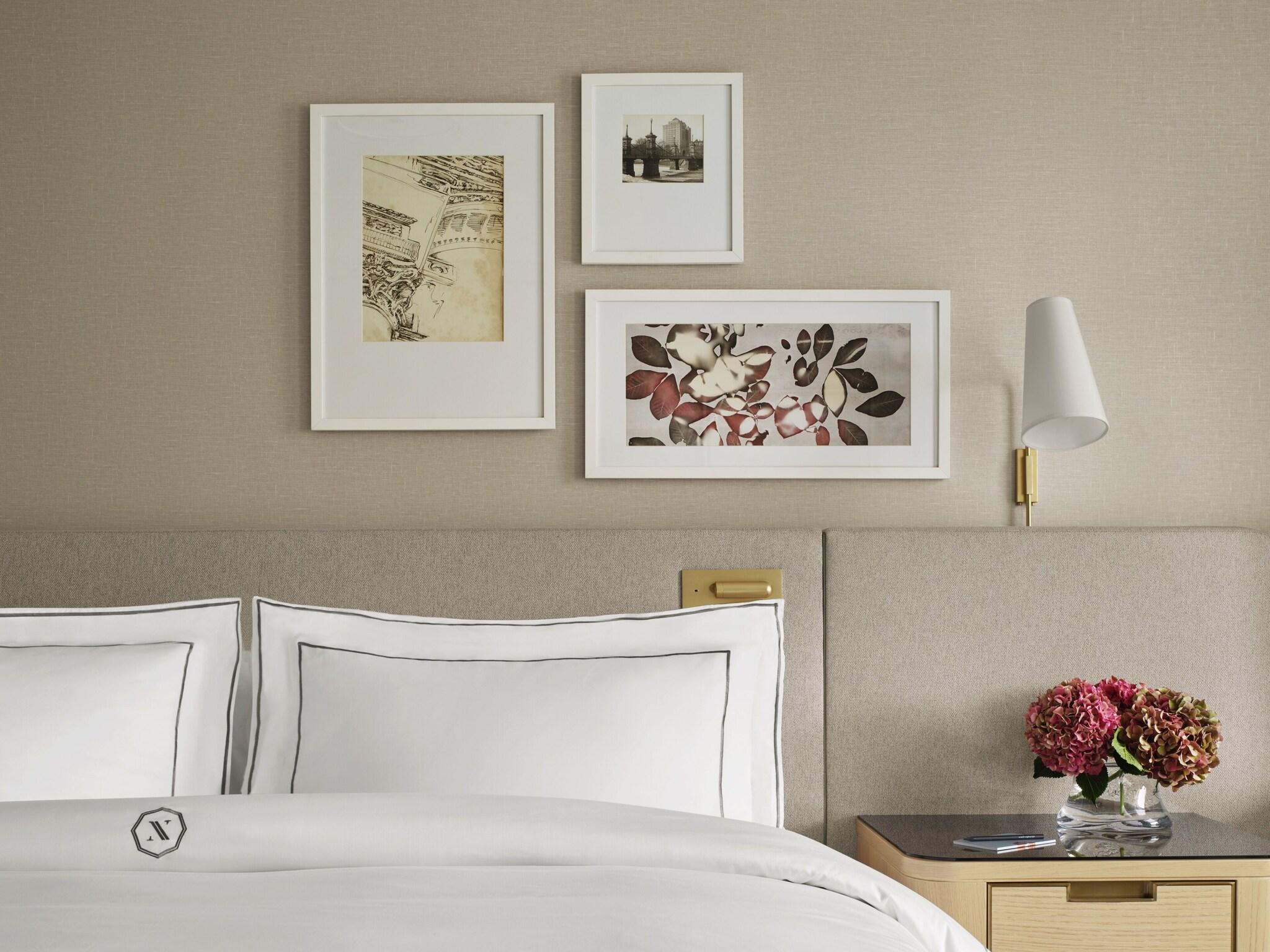 Studio King Size Bed