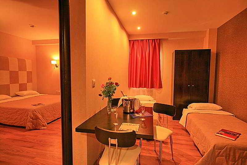 Double or Twin Superior