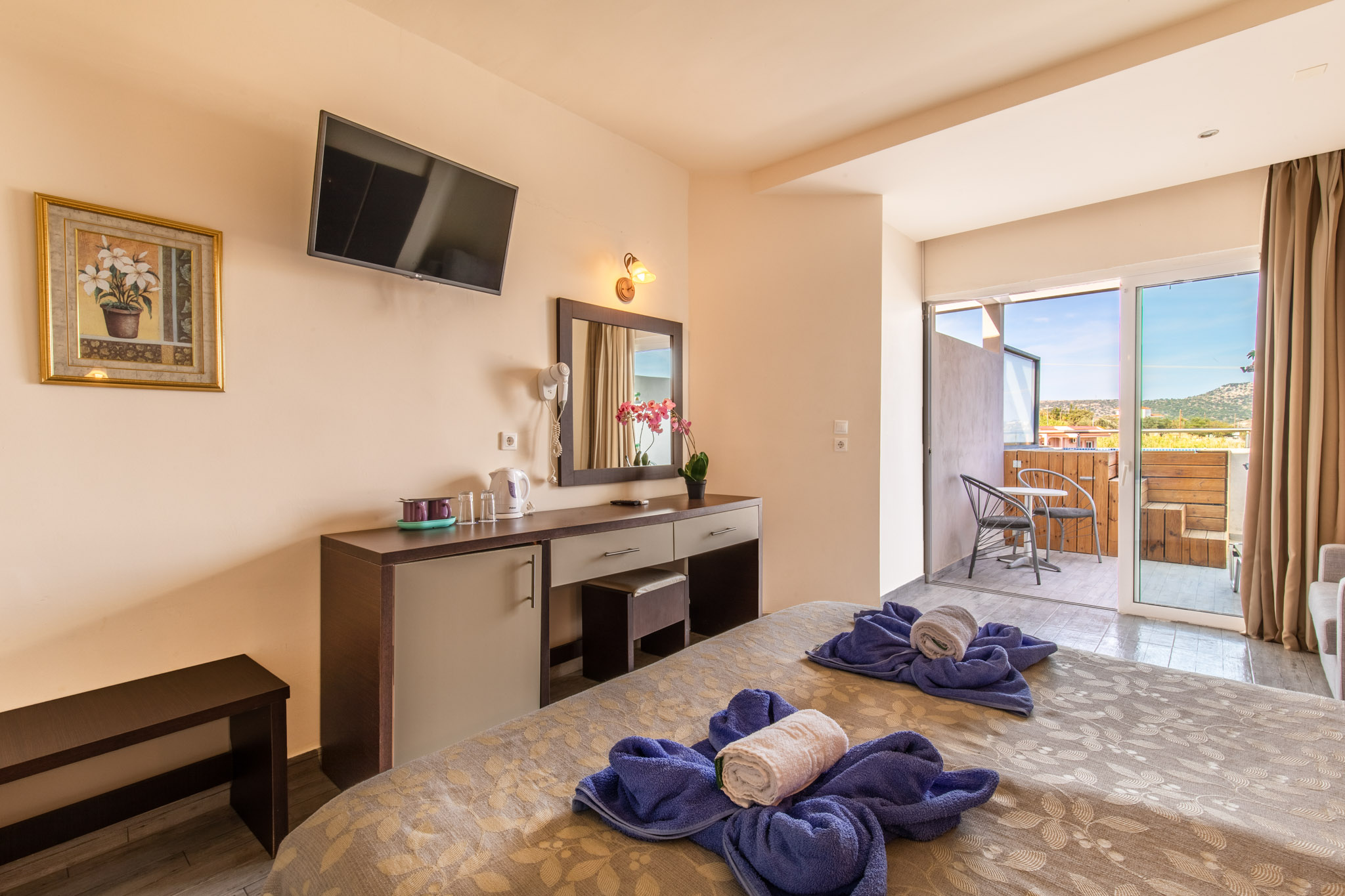 Double or Twin Deluxe