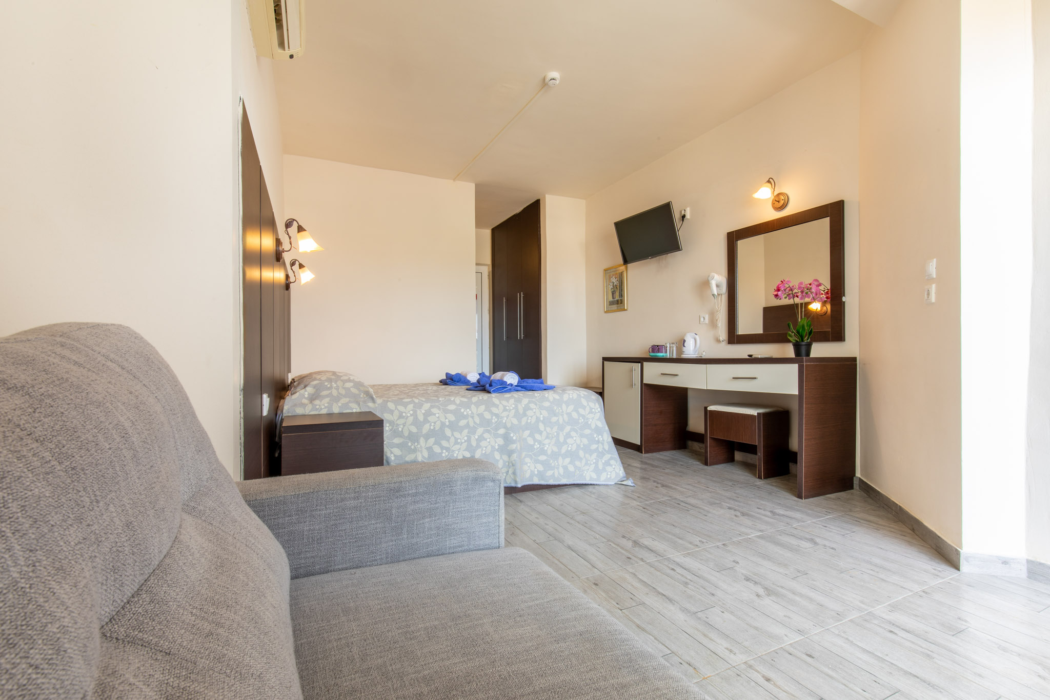 Double or Twin Deluxe