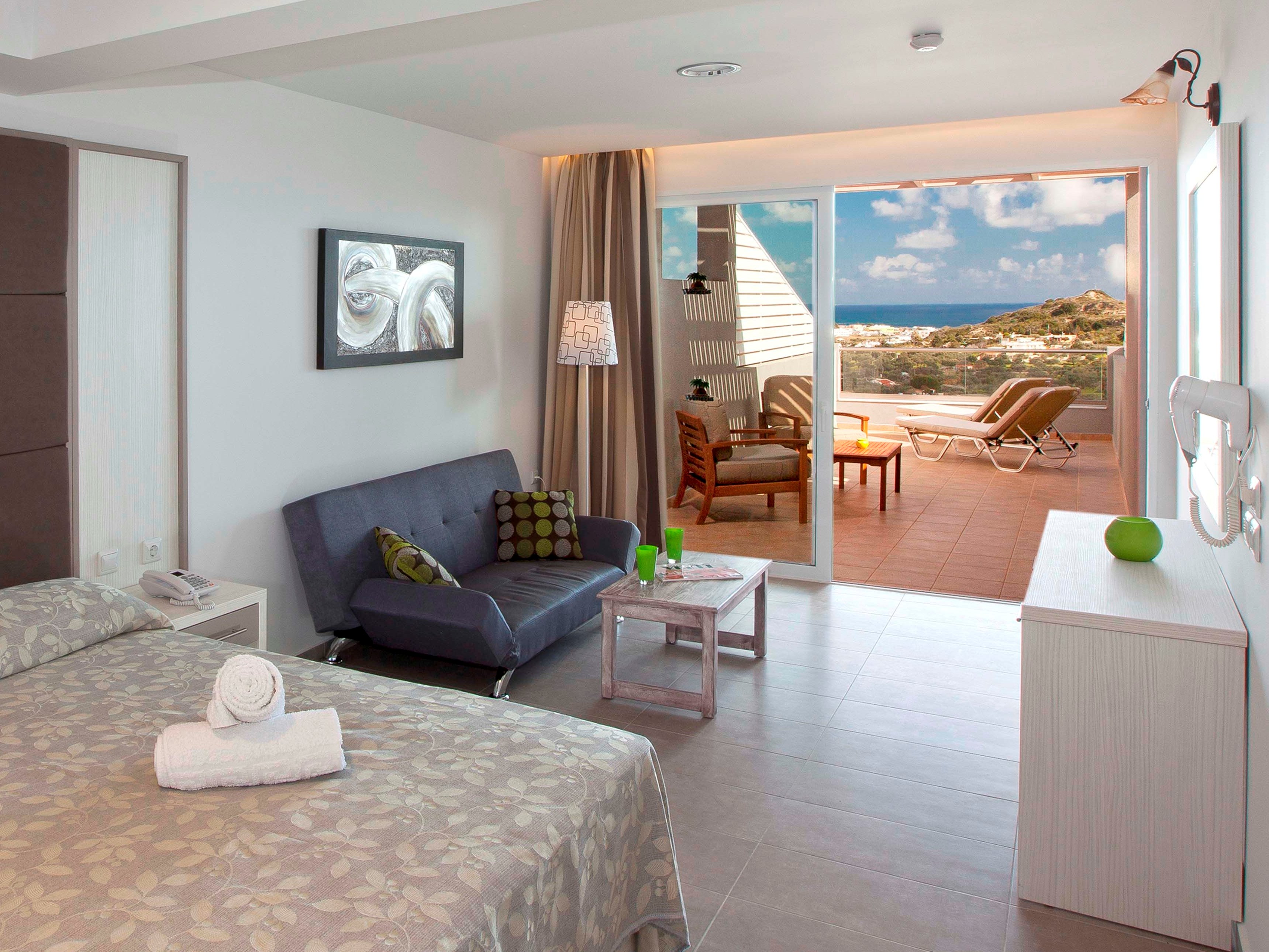 Double or Twin Deluxe