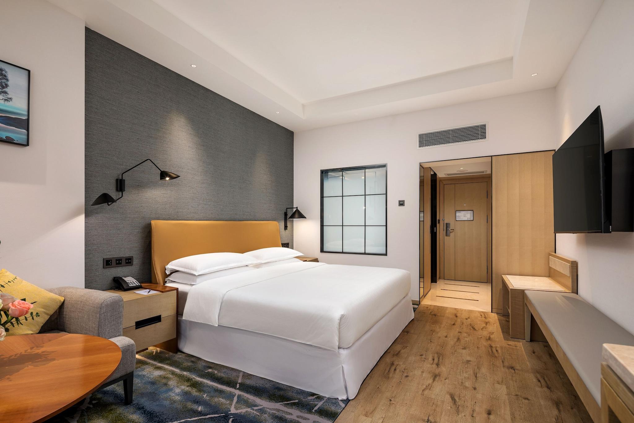 Double King Size Bed