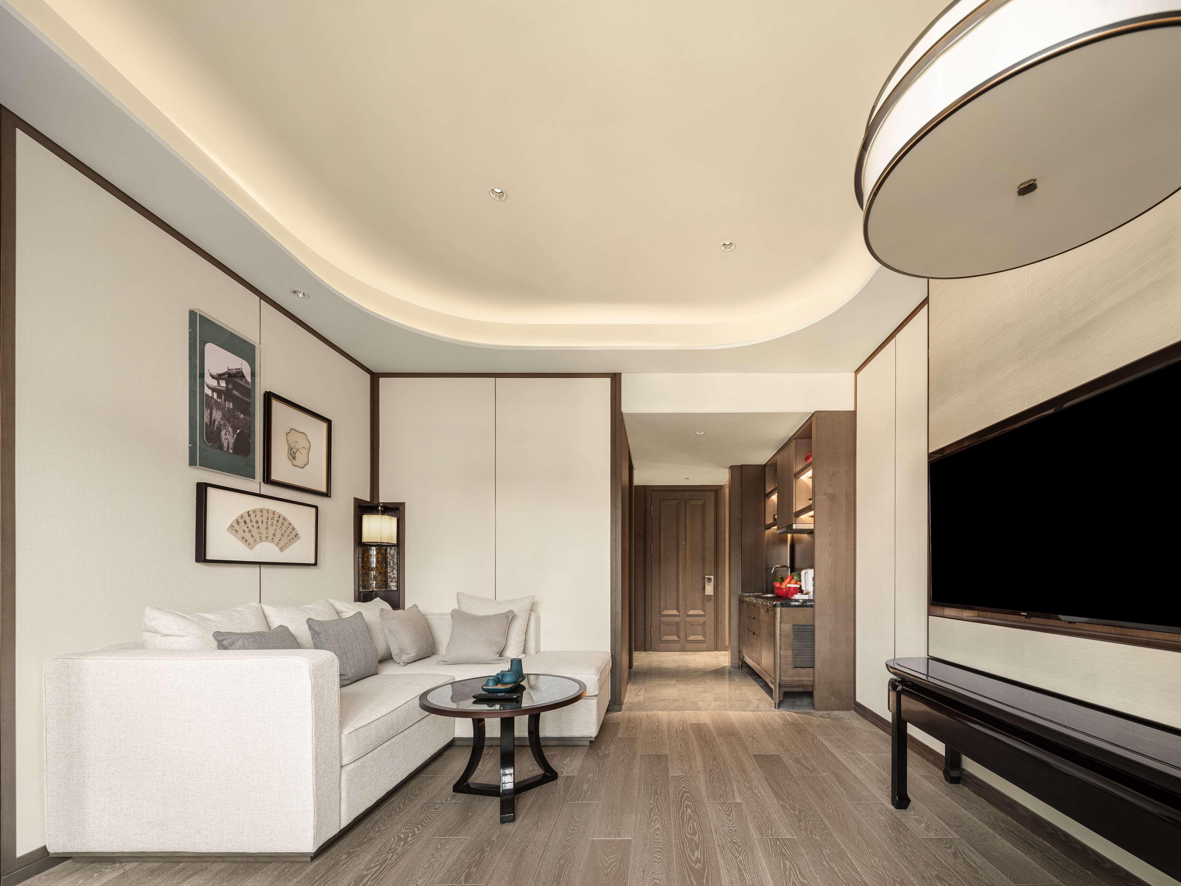 Suite Premier King Bed