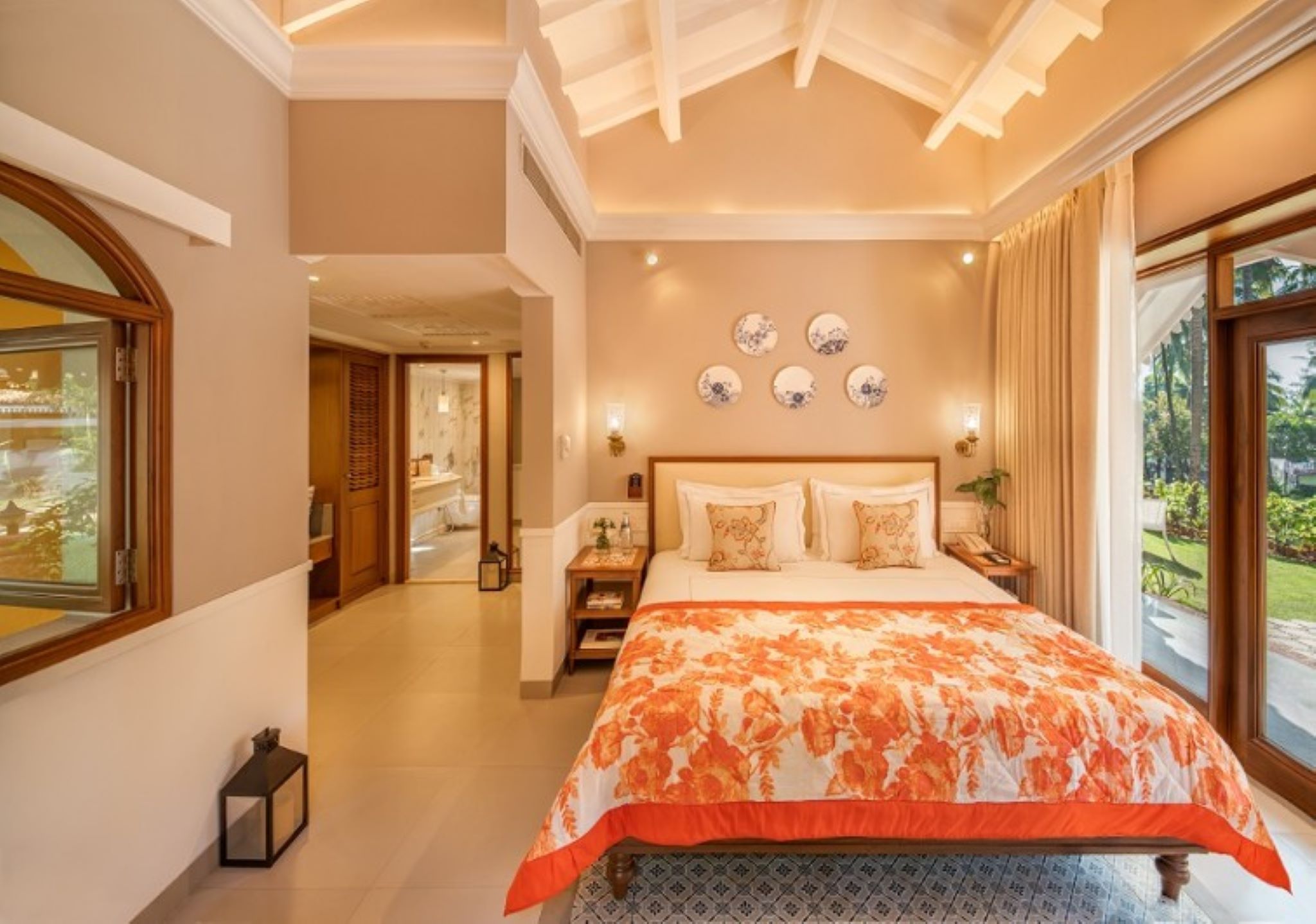 Villa Garden View King Bed