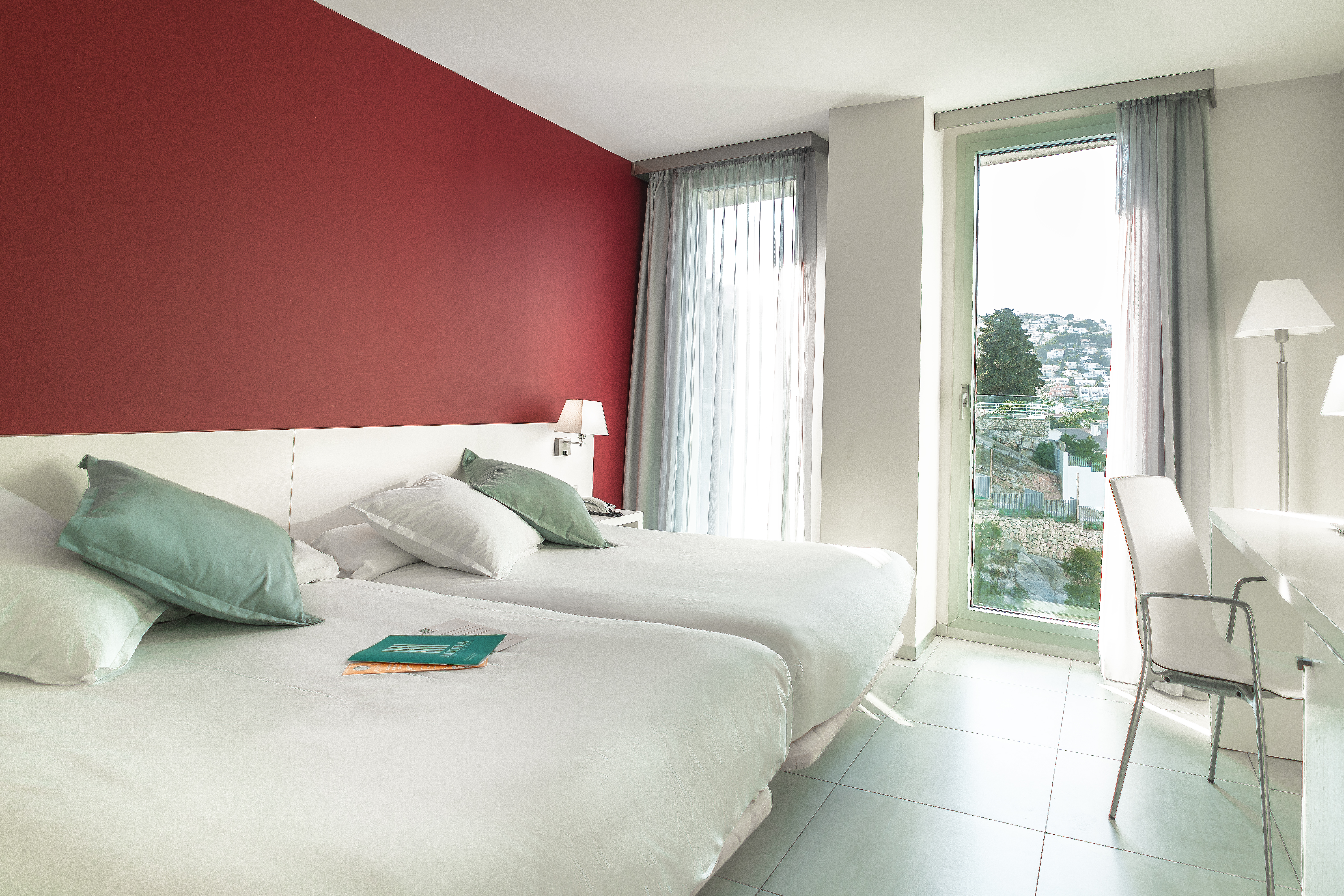 Double or Twin Standard