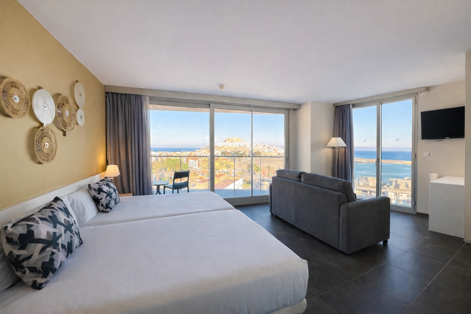 Family Room Superior