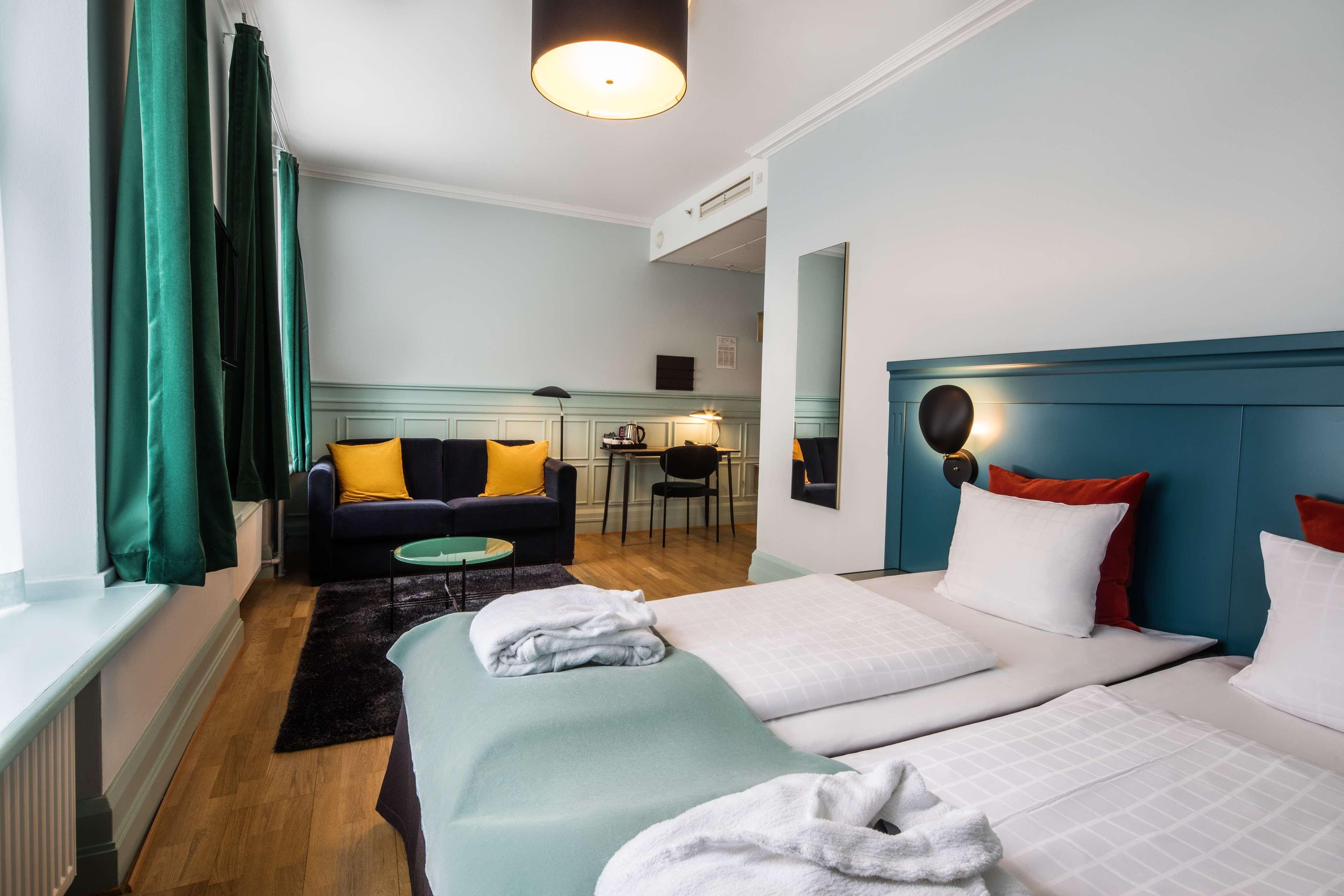 Double Superior King Bed