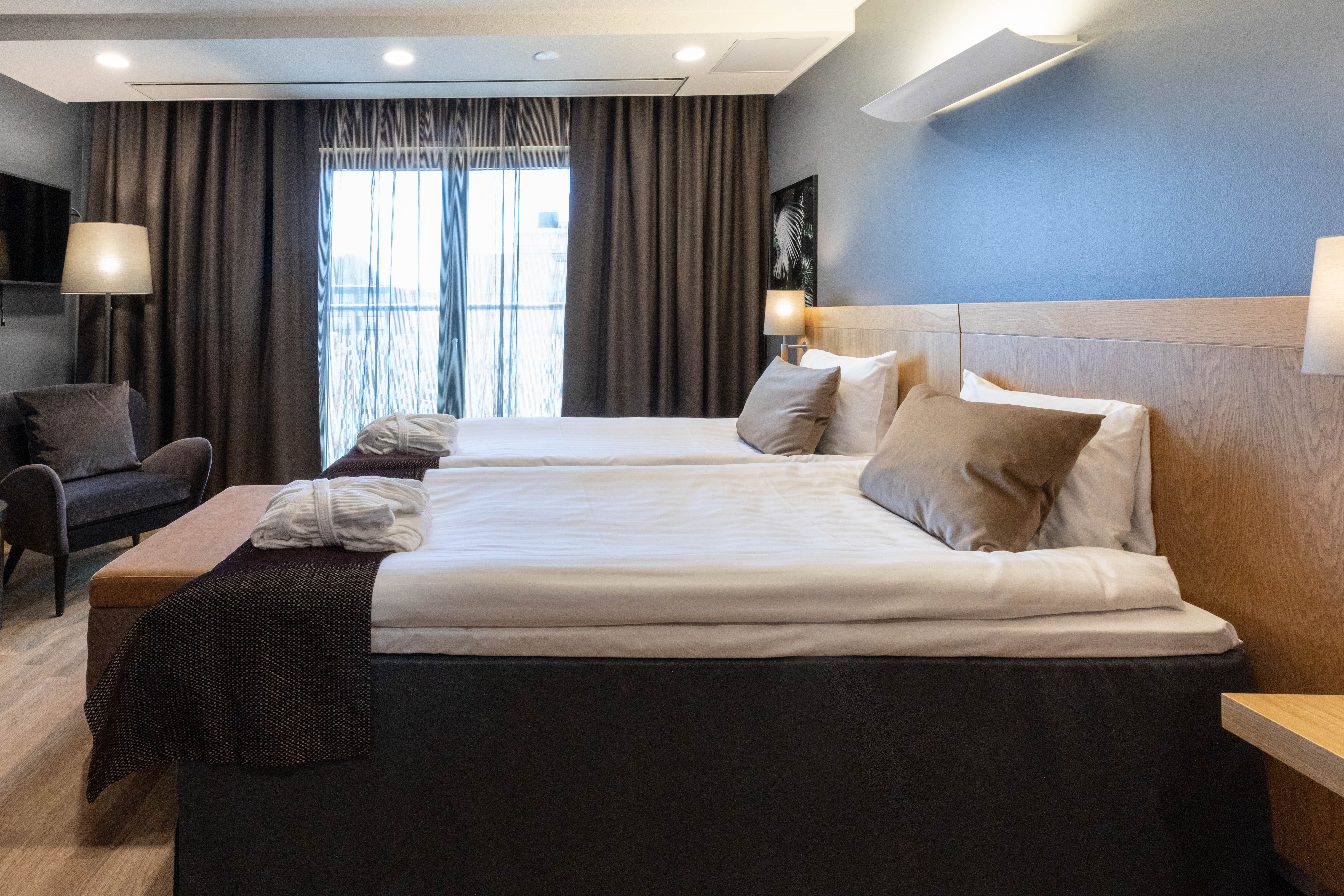 Double Superior King Bed