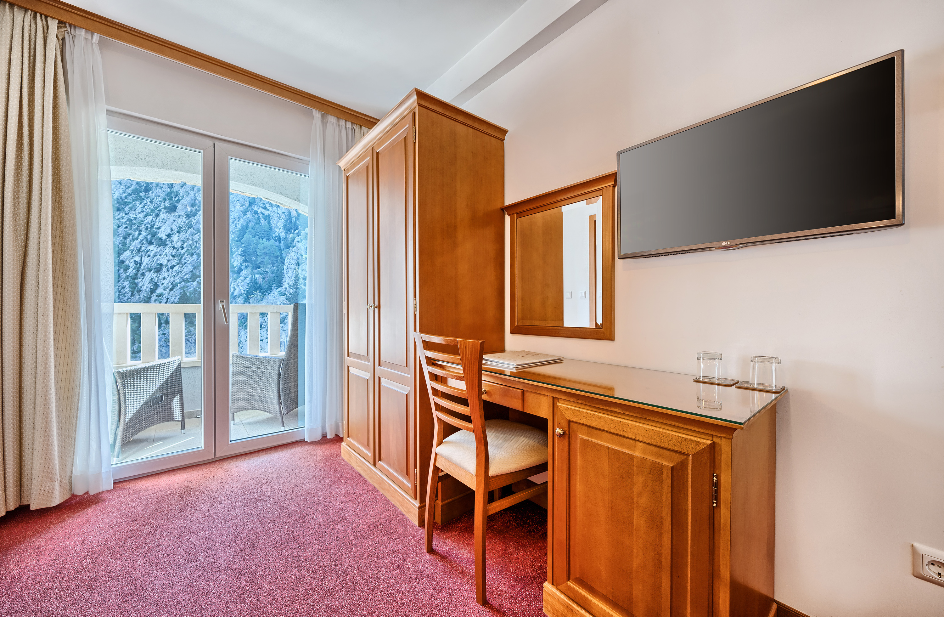 Double Single Side Sea View One Bedroom