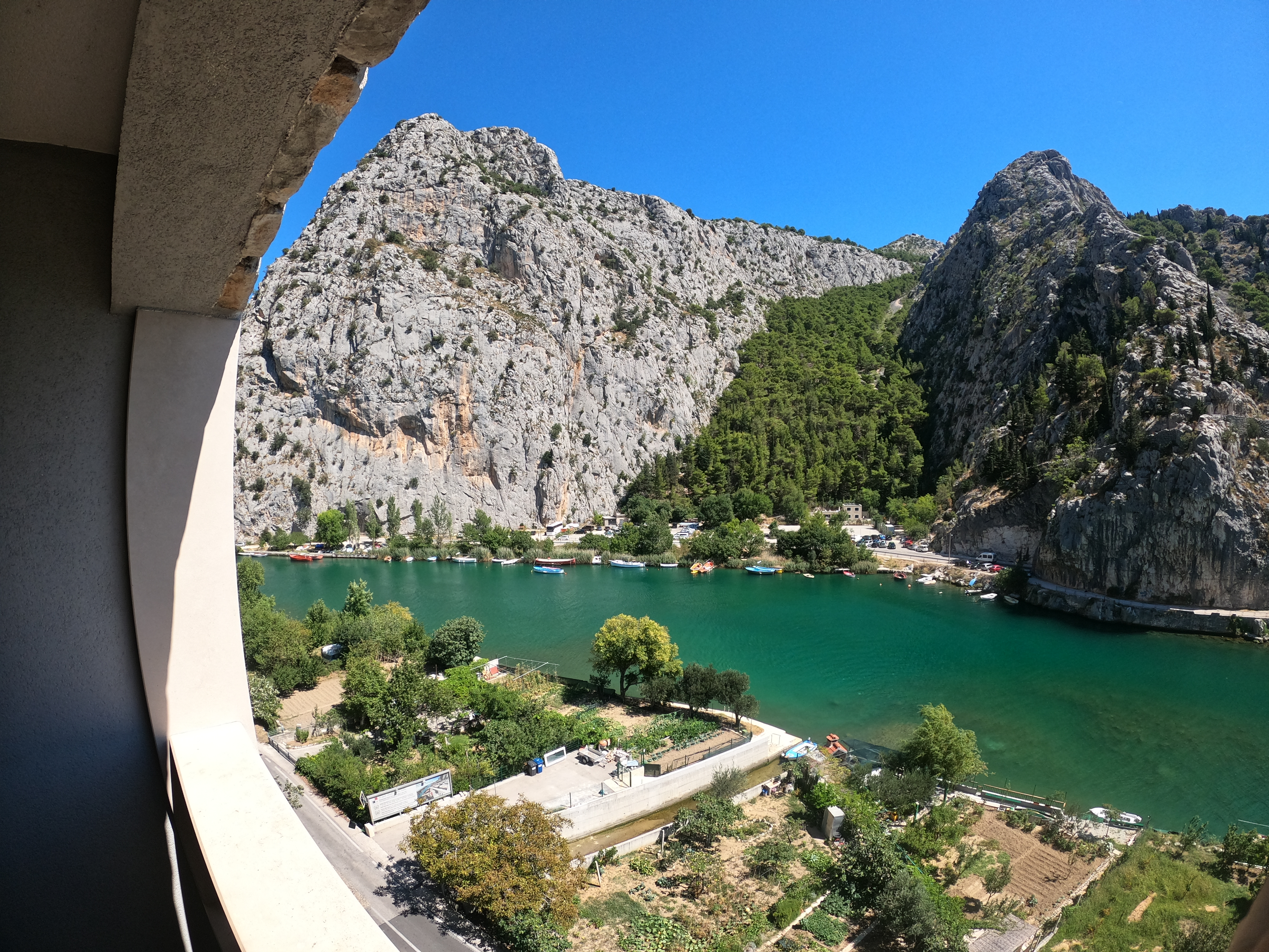 Double Side Sea View One Bedroom