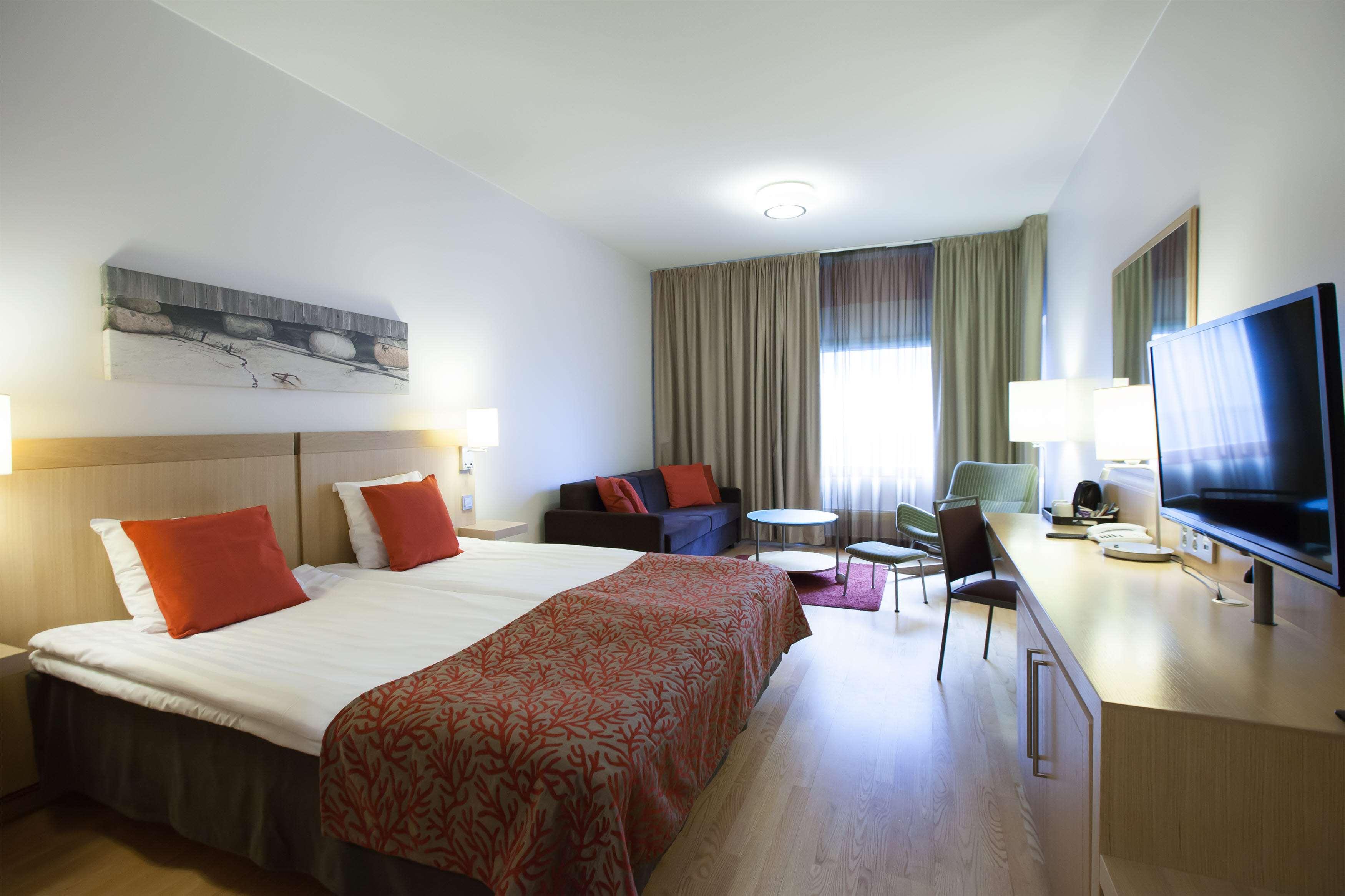 Family Room Superior