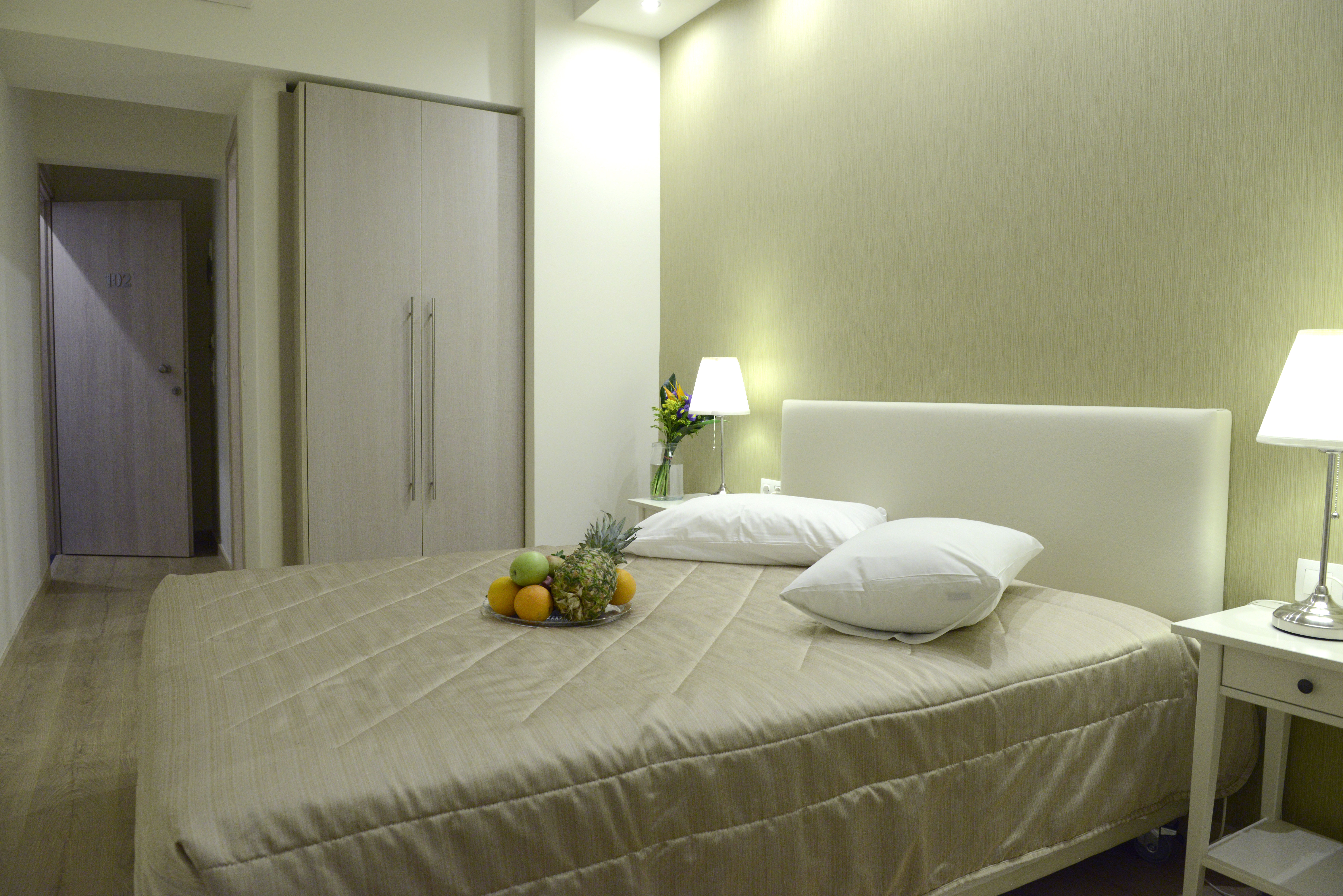 Double or Twin Standard