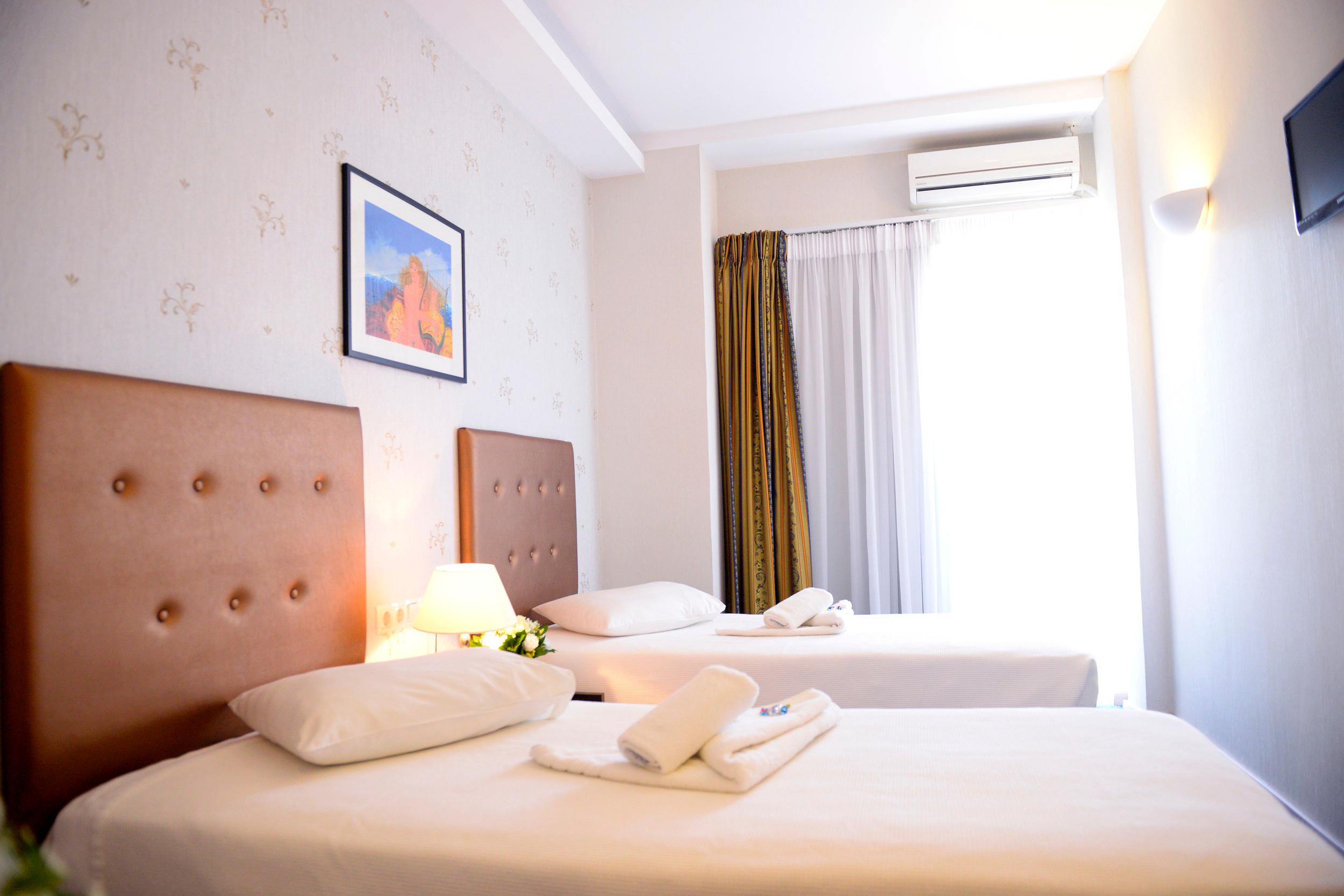 Double or Twin Standard