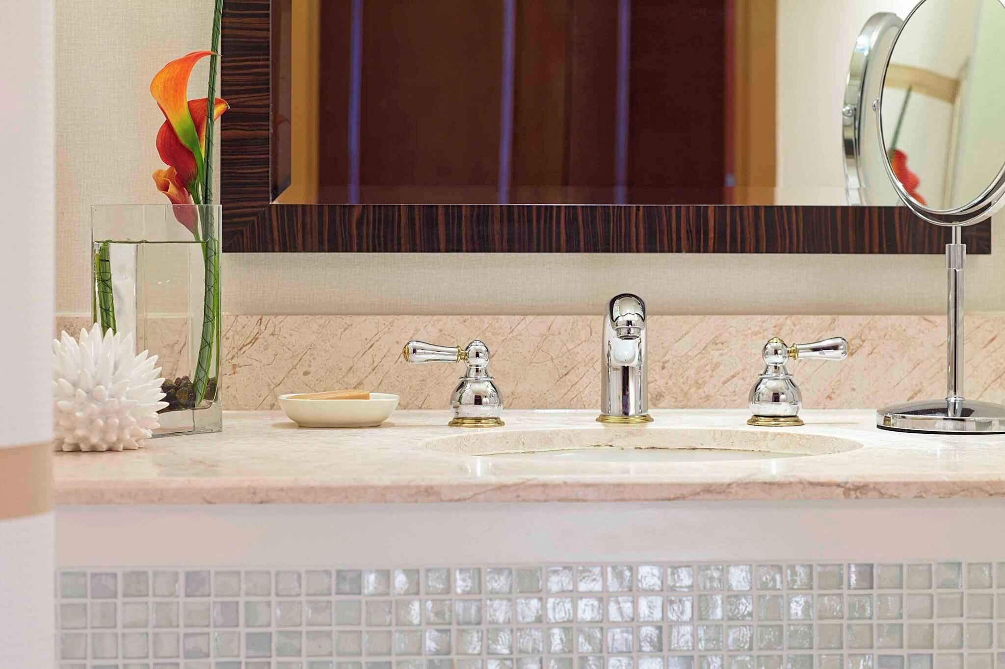 Double Two Queen Beds