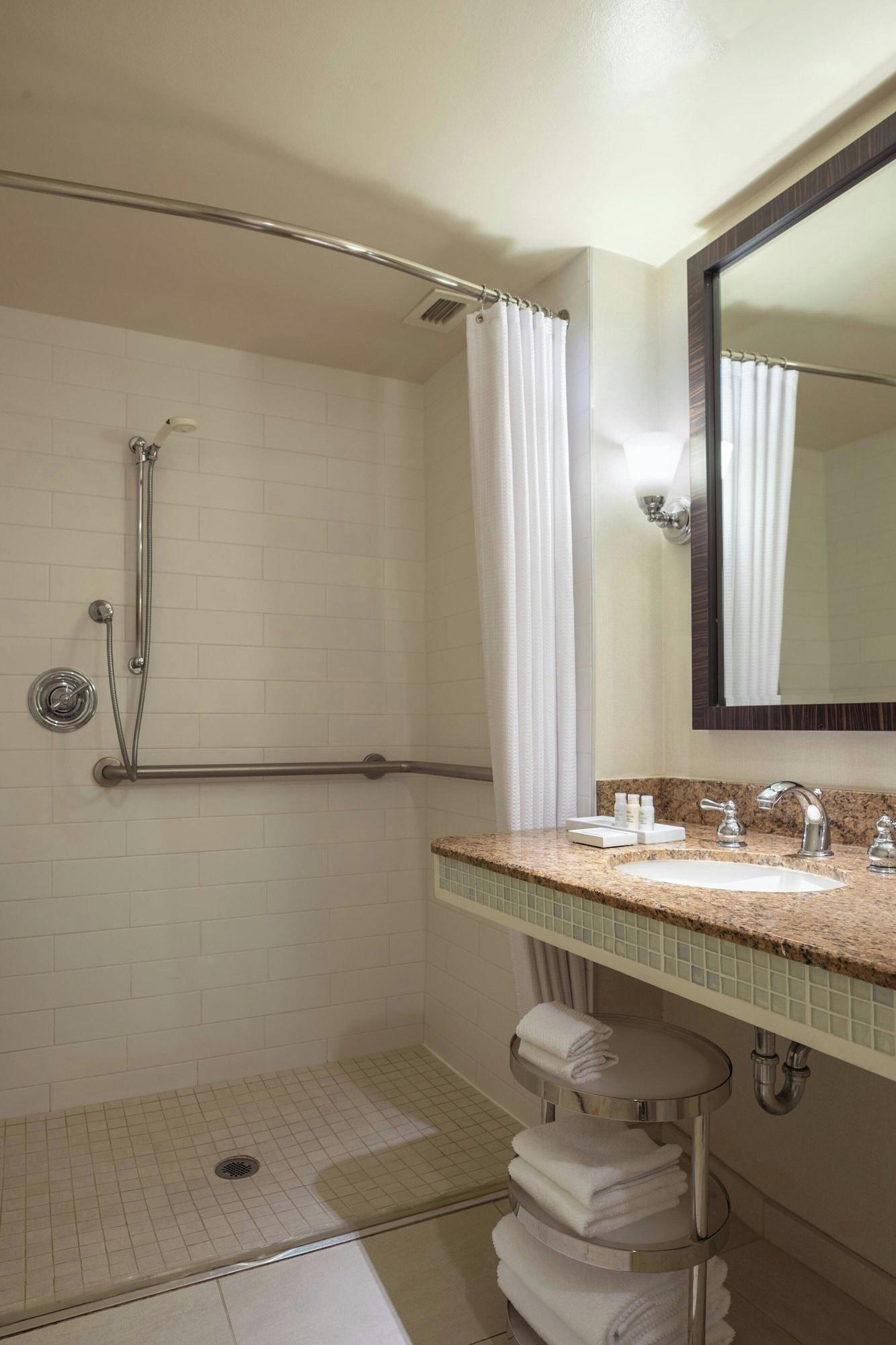 Quadruple Accessible-two Queen Beds