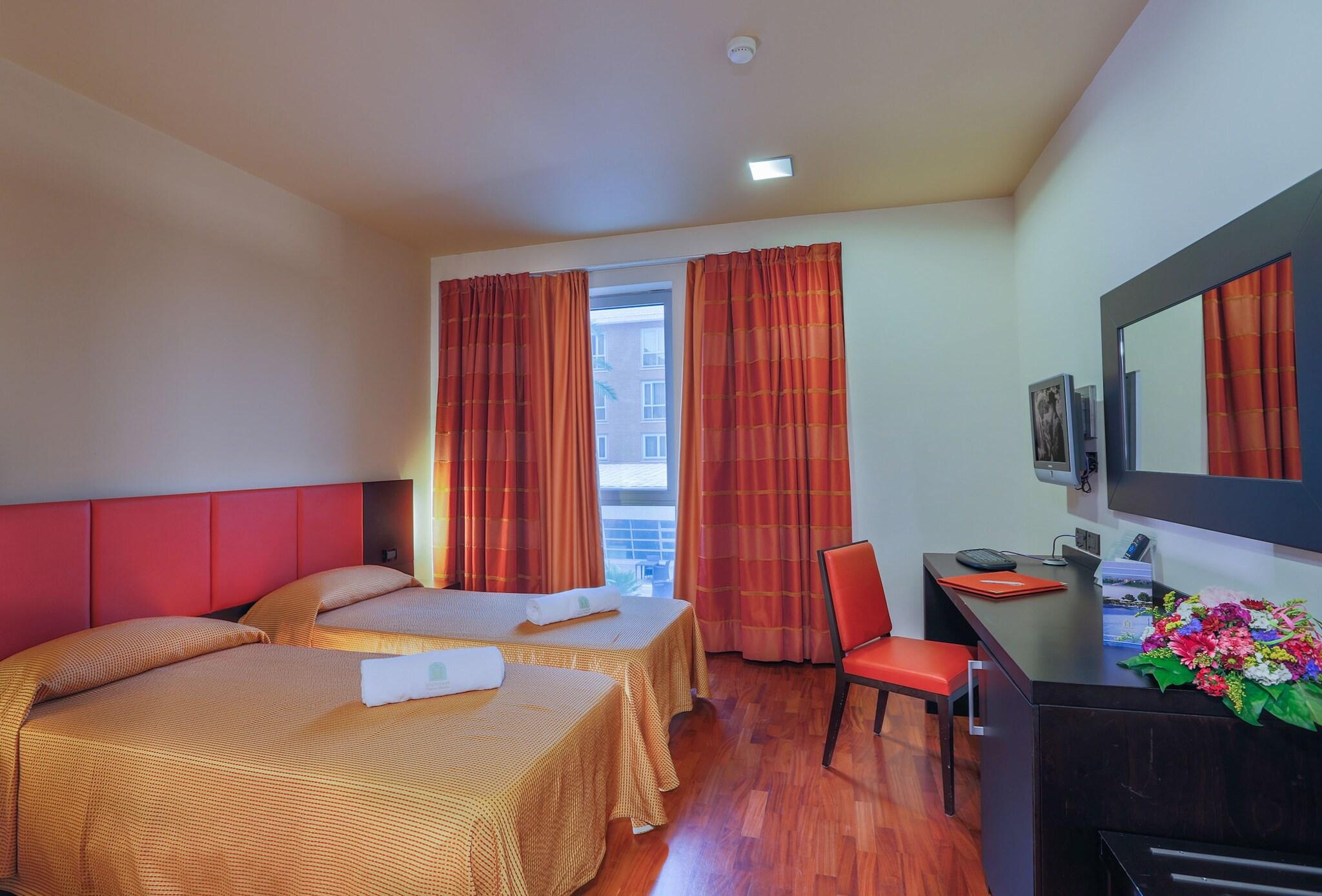 Quadruple Three Beds