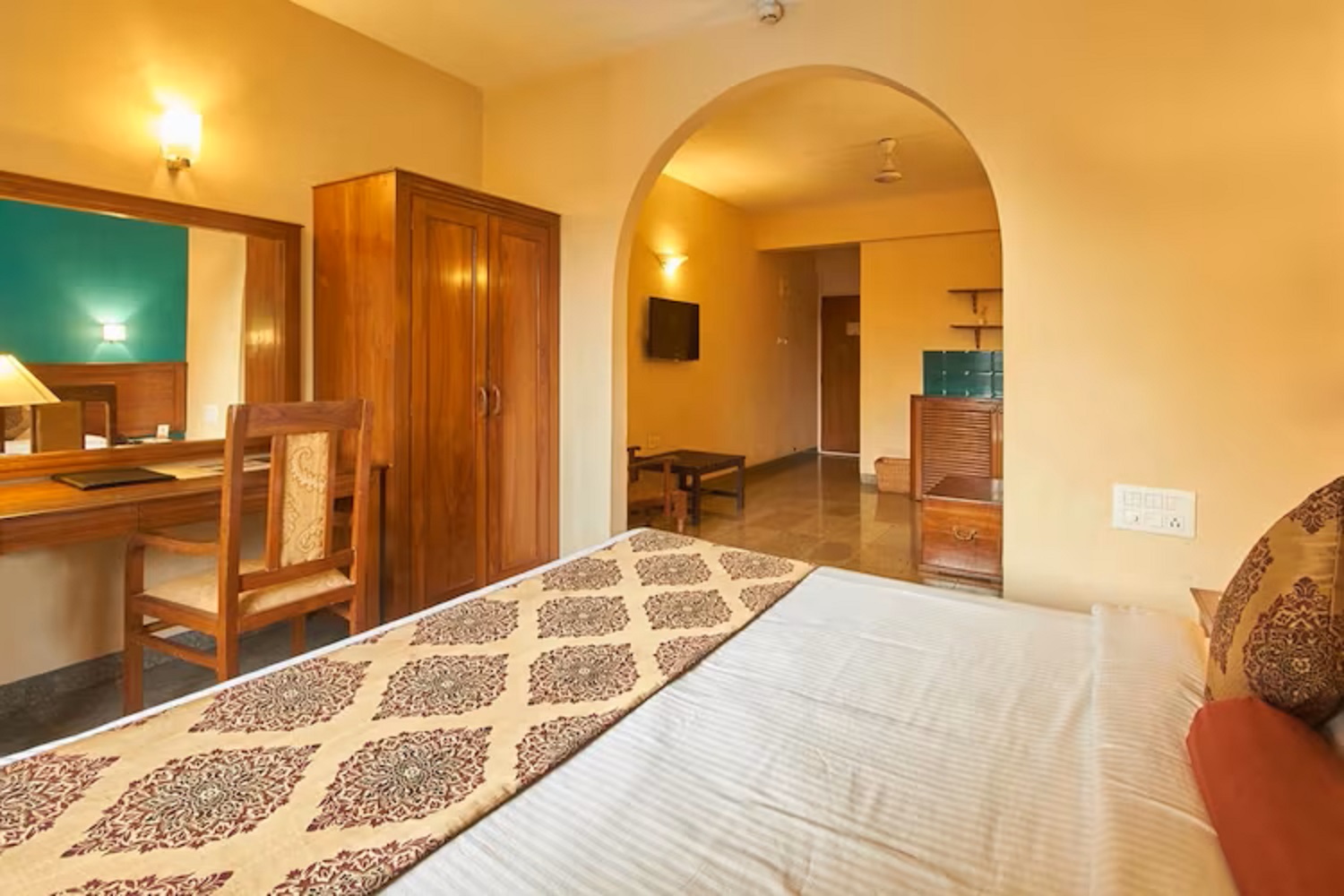 Double or Twin Standard