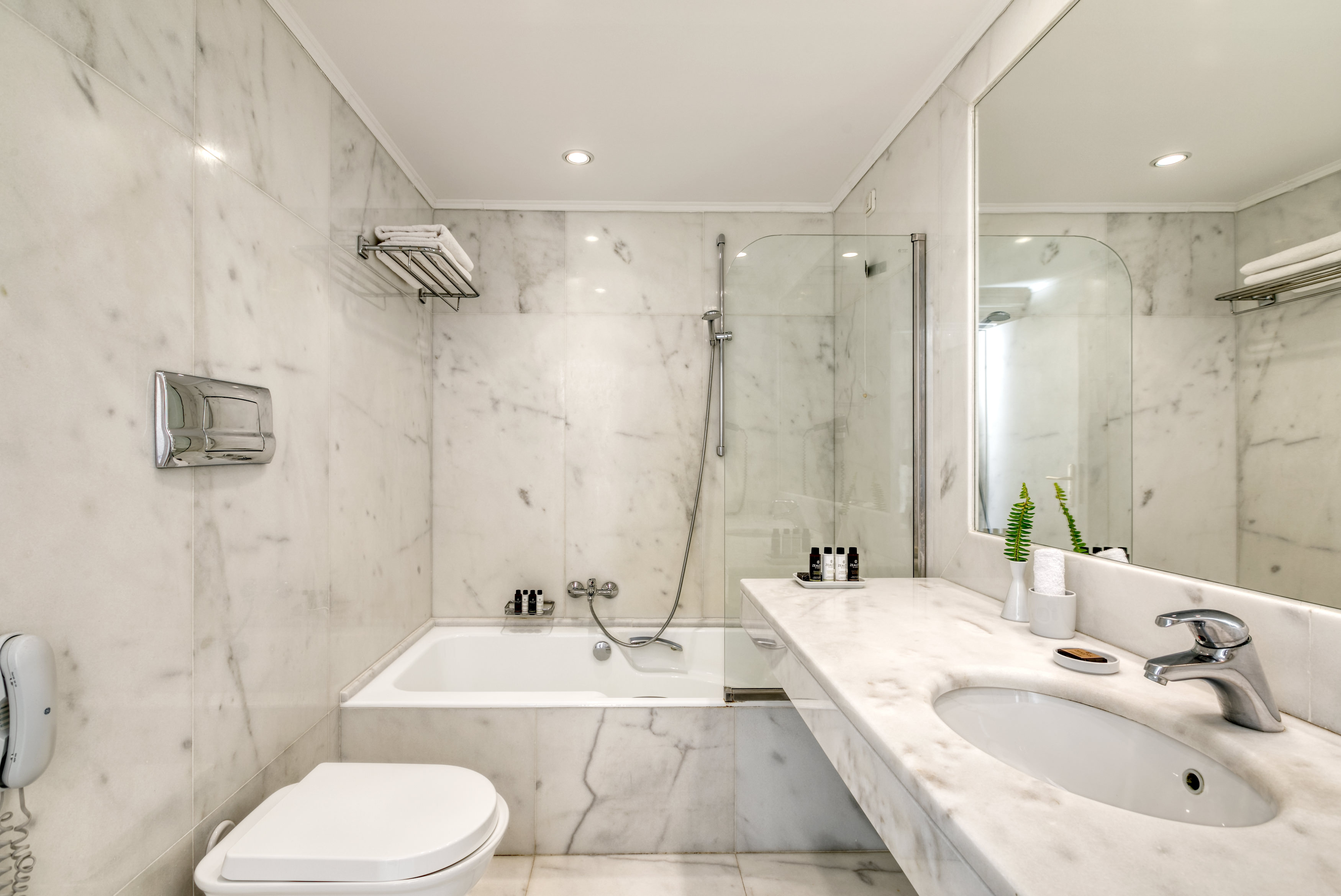 Double Superior King Bed