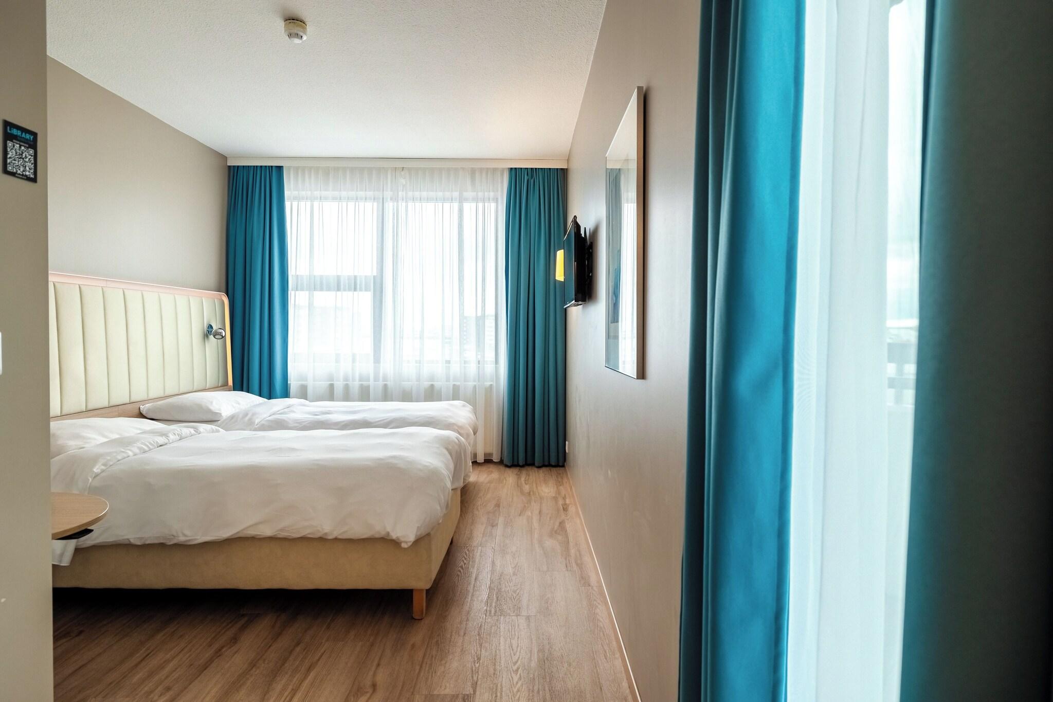 Double Guest Room Queen Bed