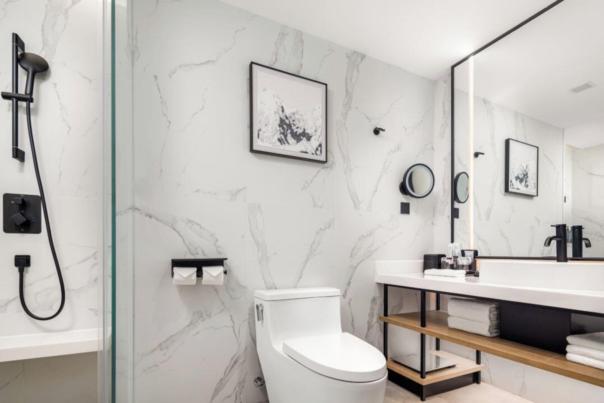 Twin Superior City View