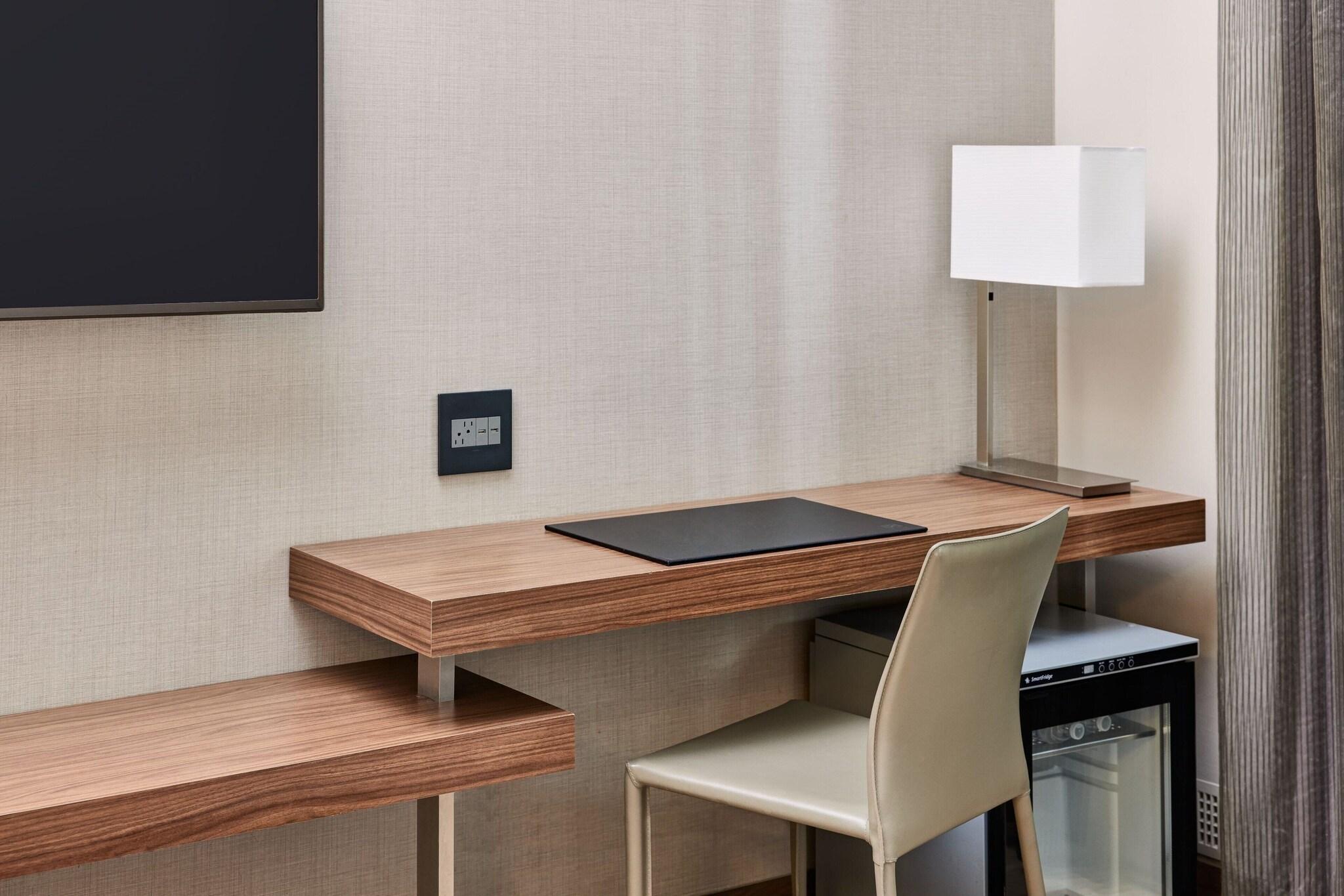 Double City View King Bed