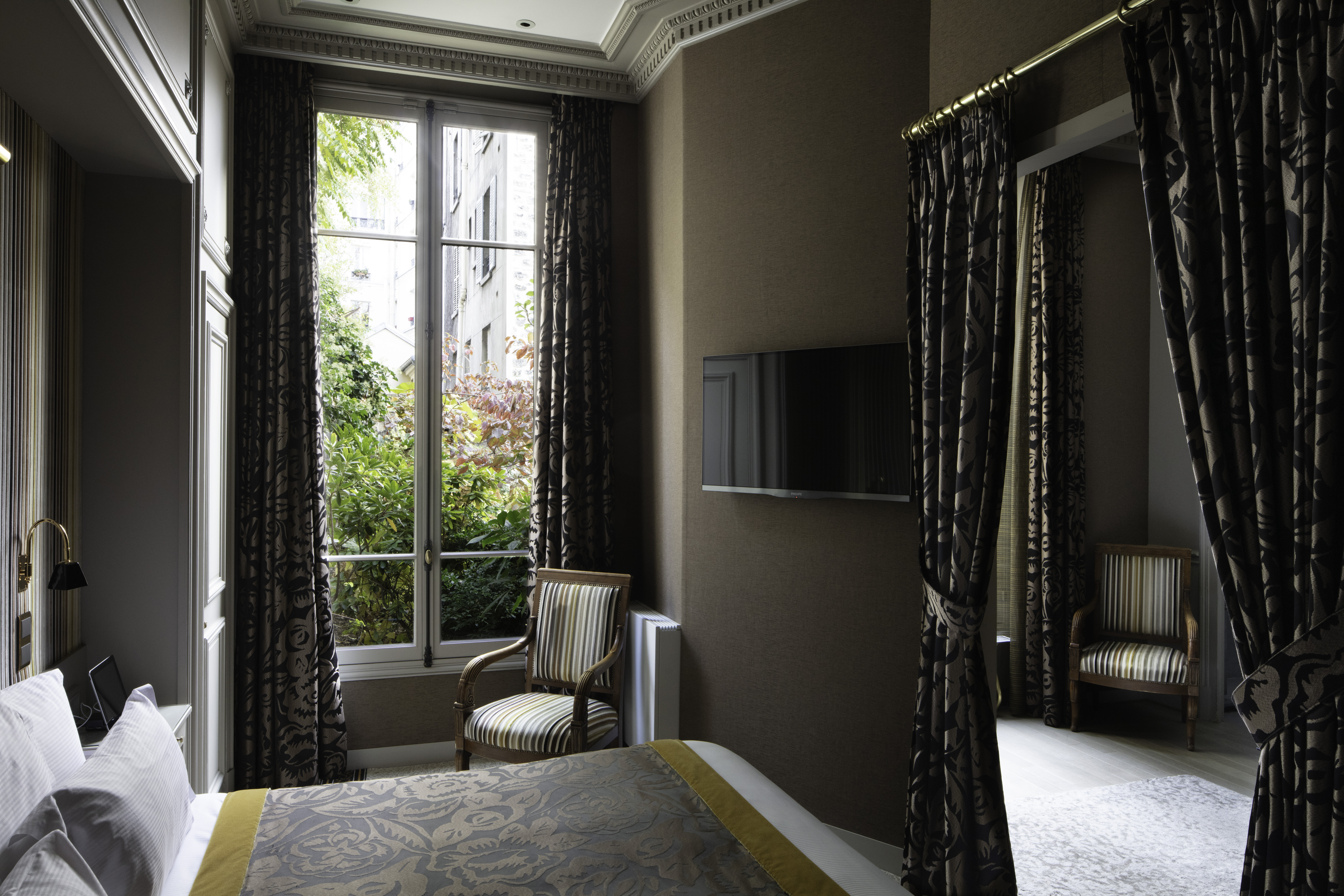 Apartment Garden View