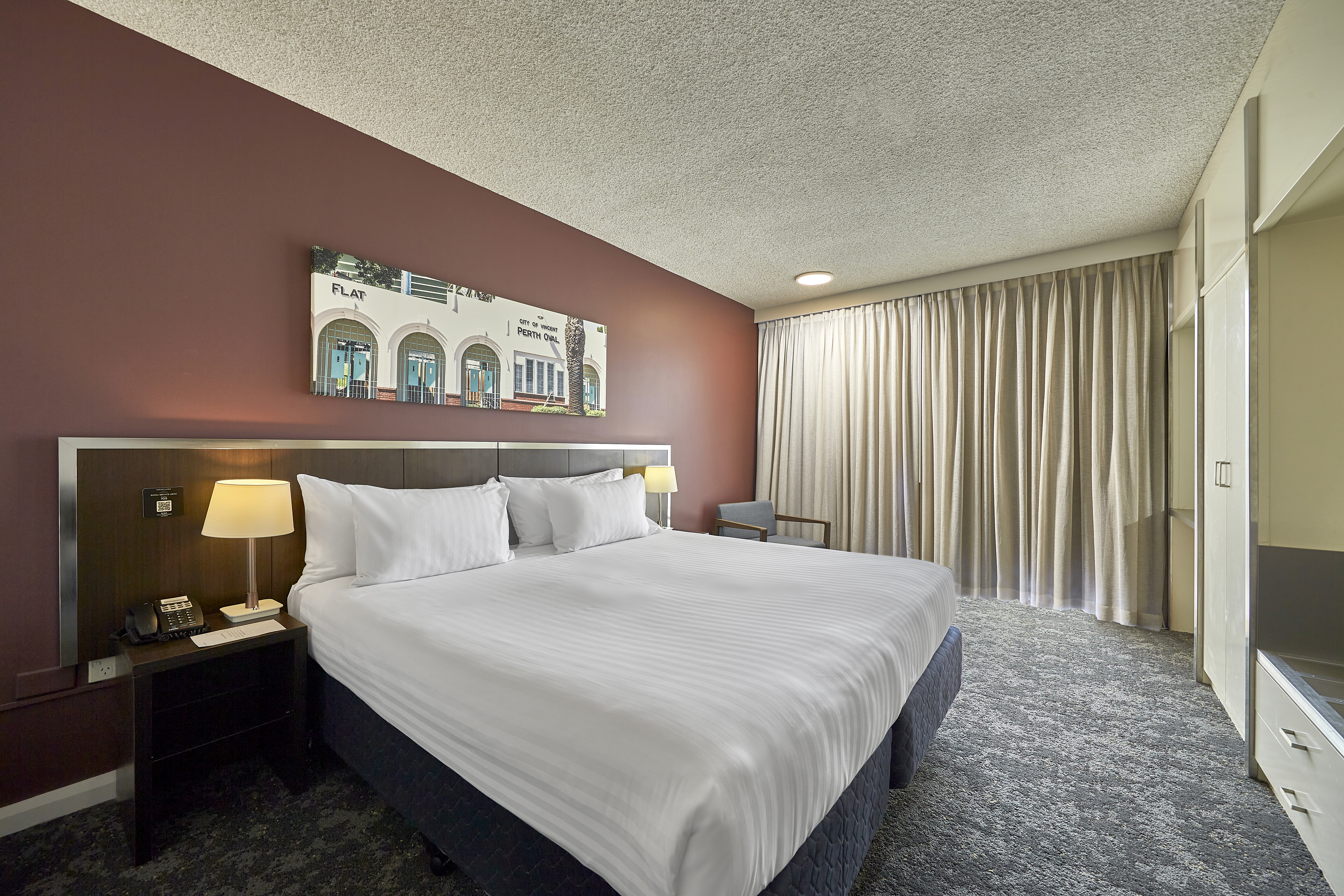 Double Deluxe King Bed