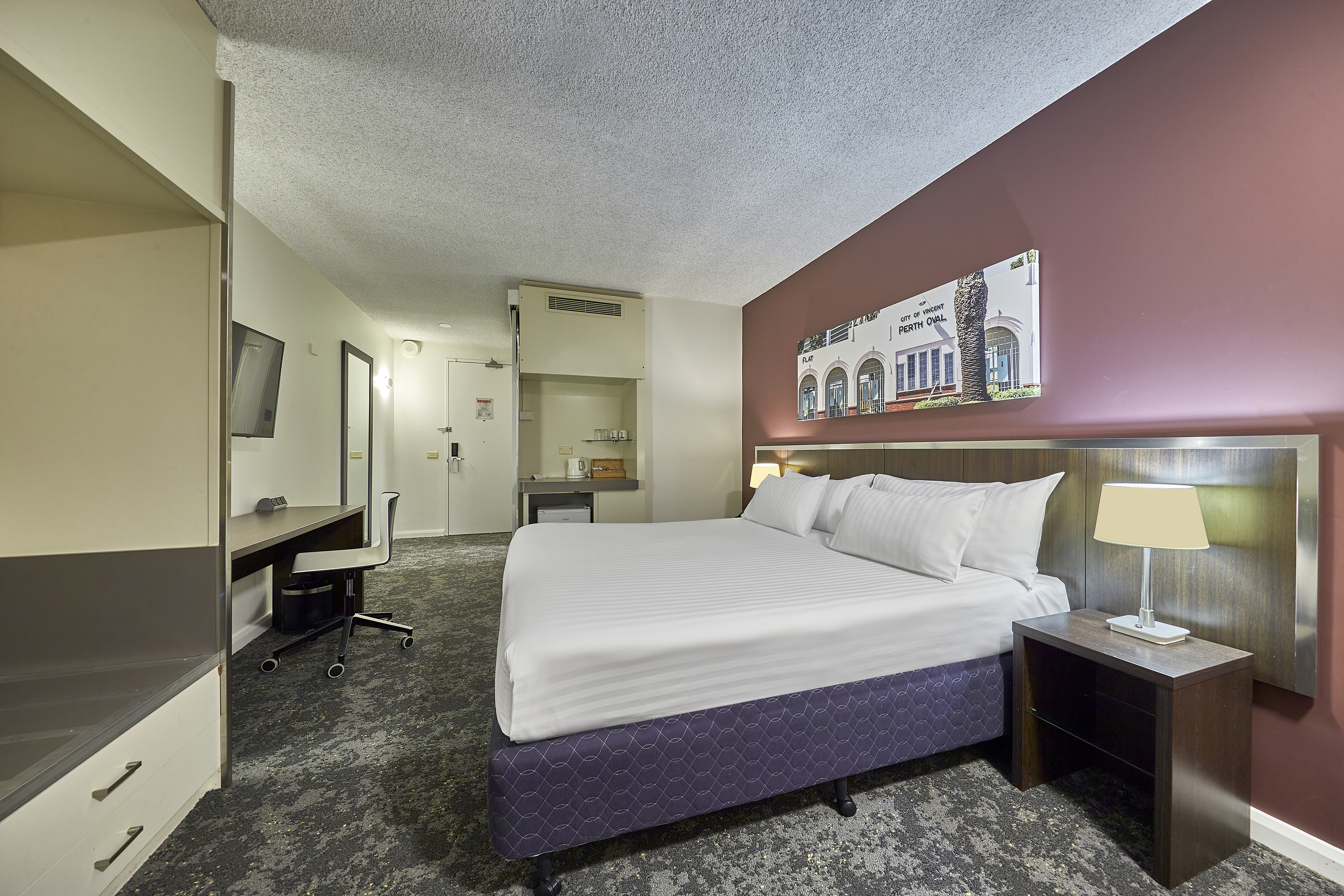 Double Superior King Bed