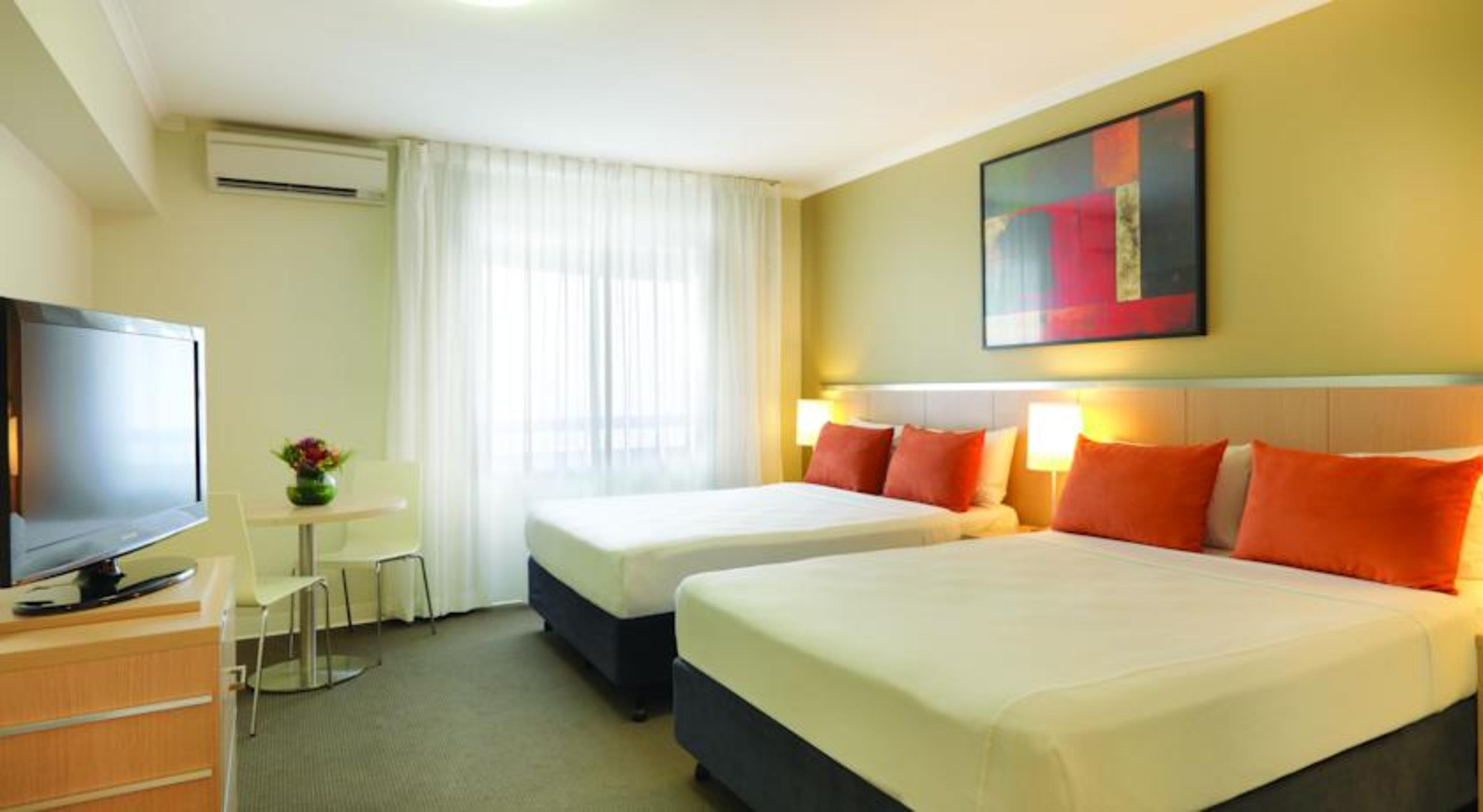 Double or Twin Standard