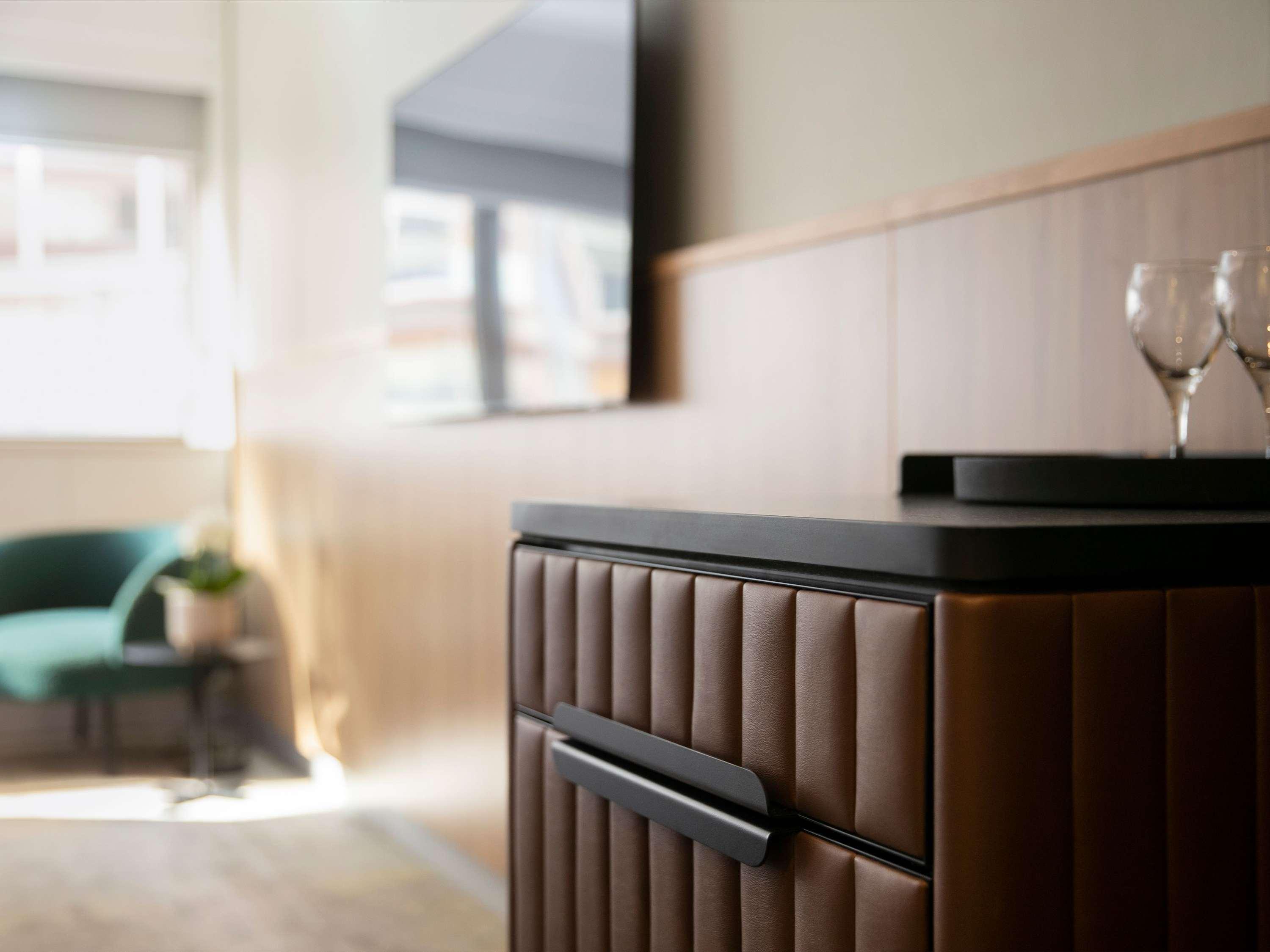 Double Superior King Bed