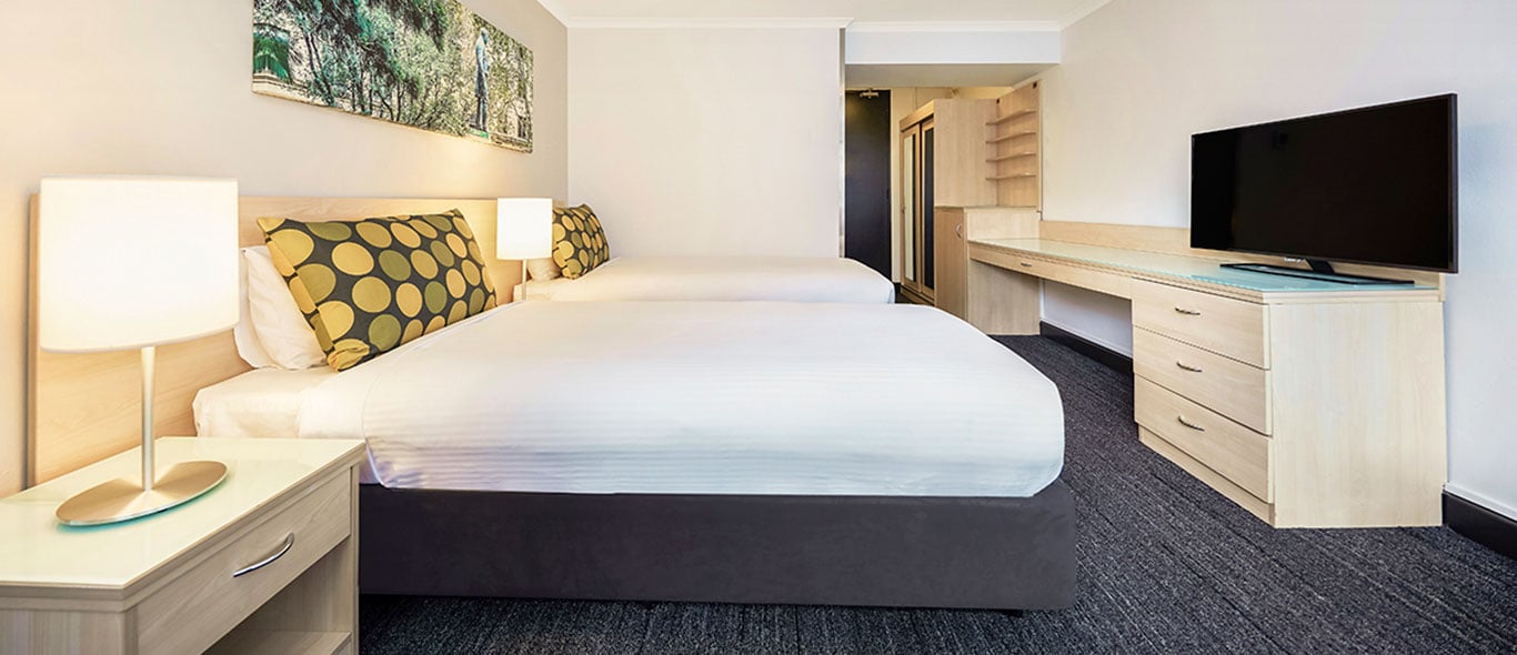 Double or Twin Standard