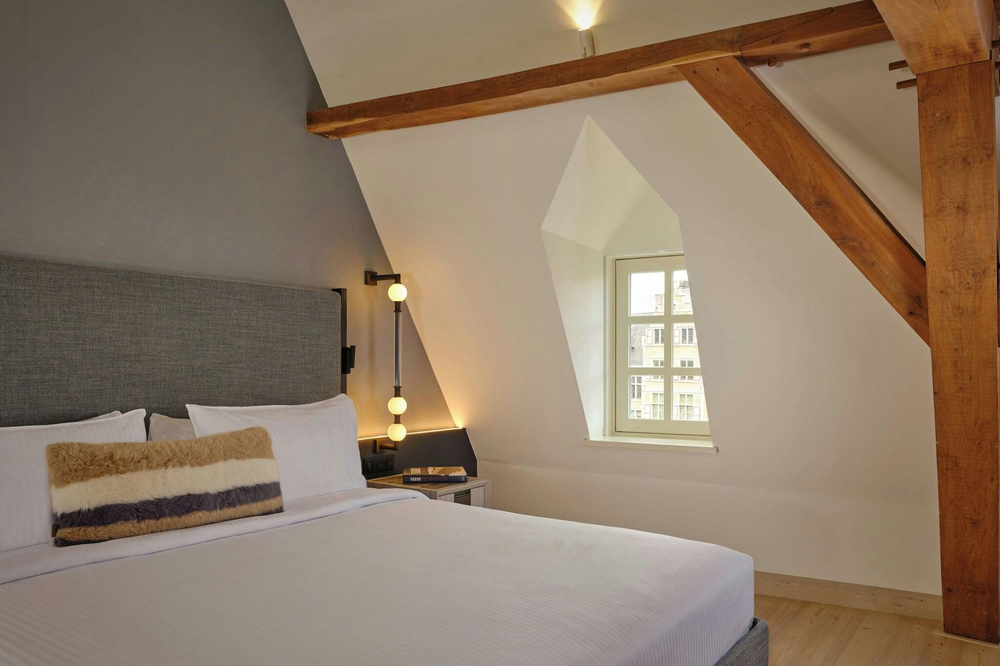 Double Premium King Bed