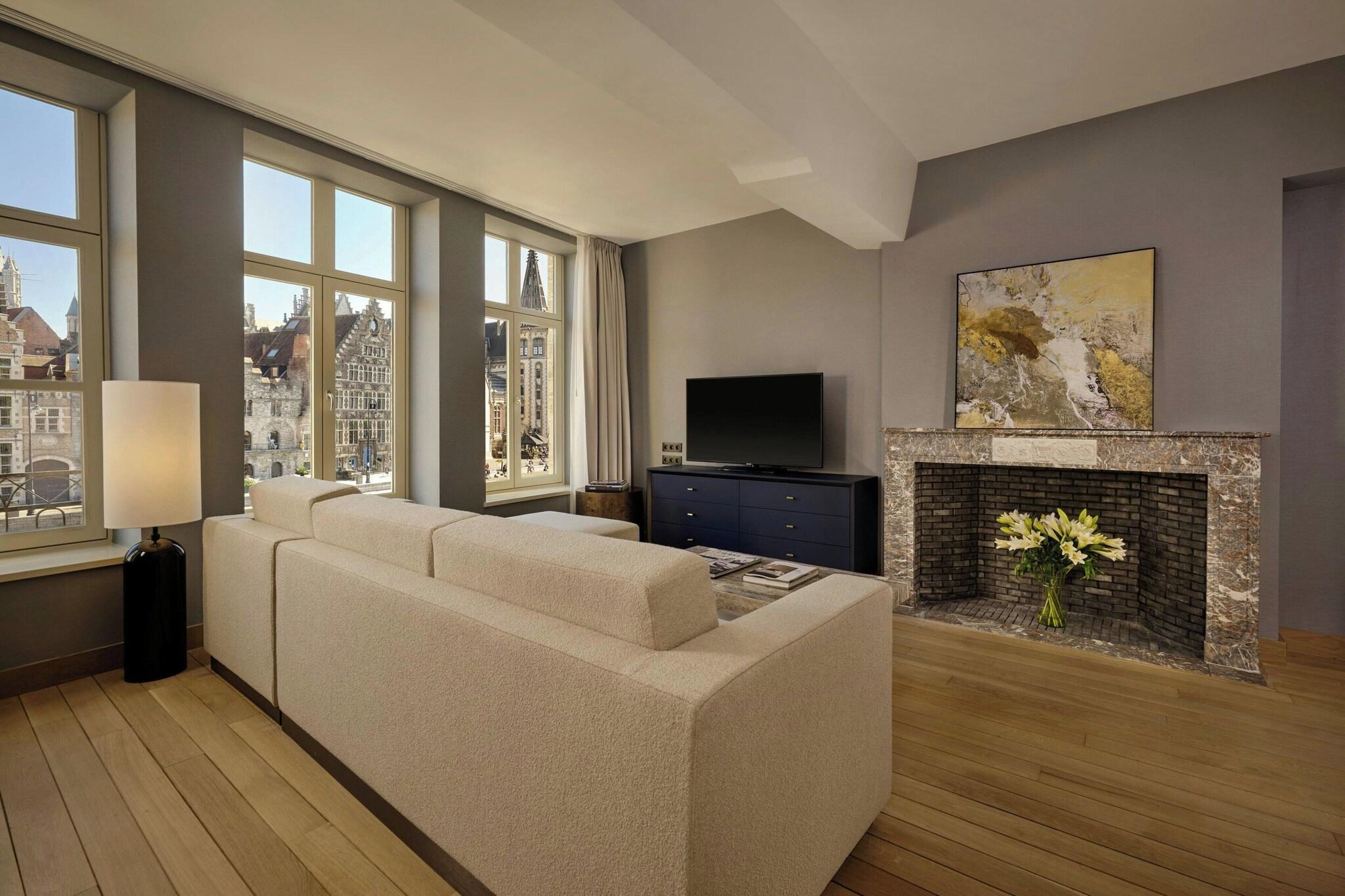Suite Presidential with Views