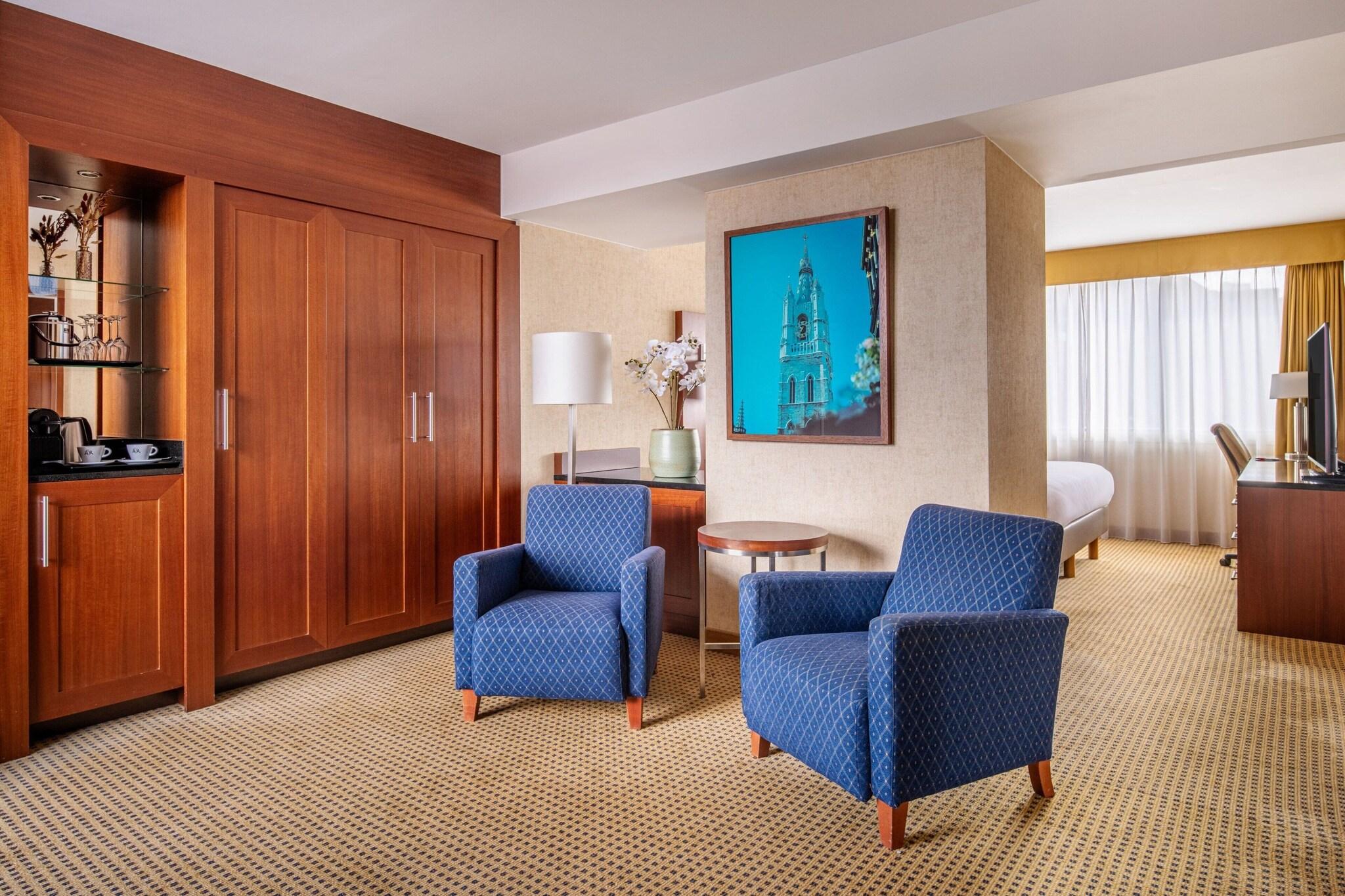 Junior Suite King Size Bed