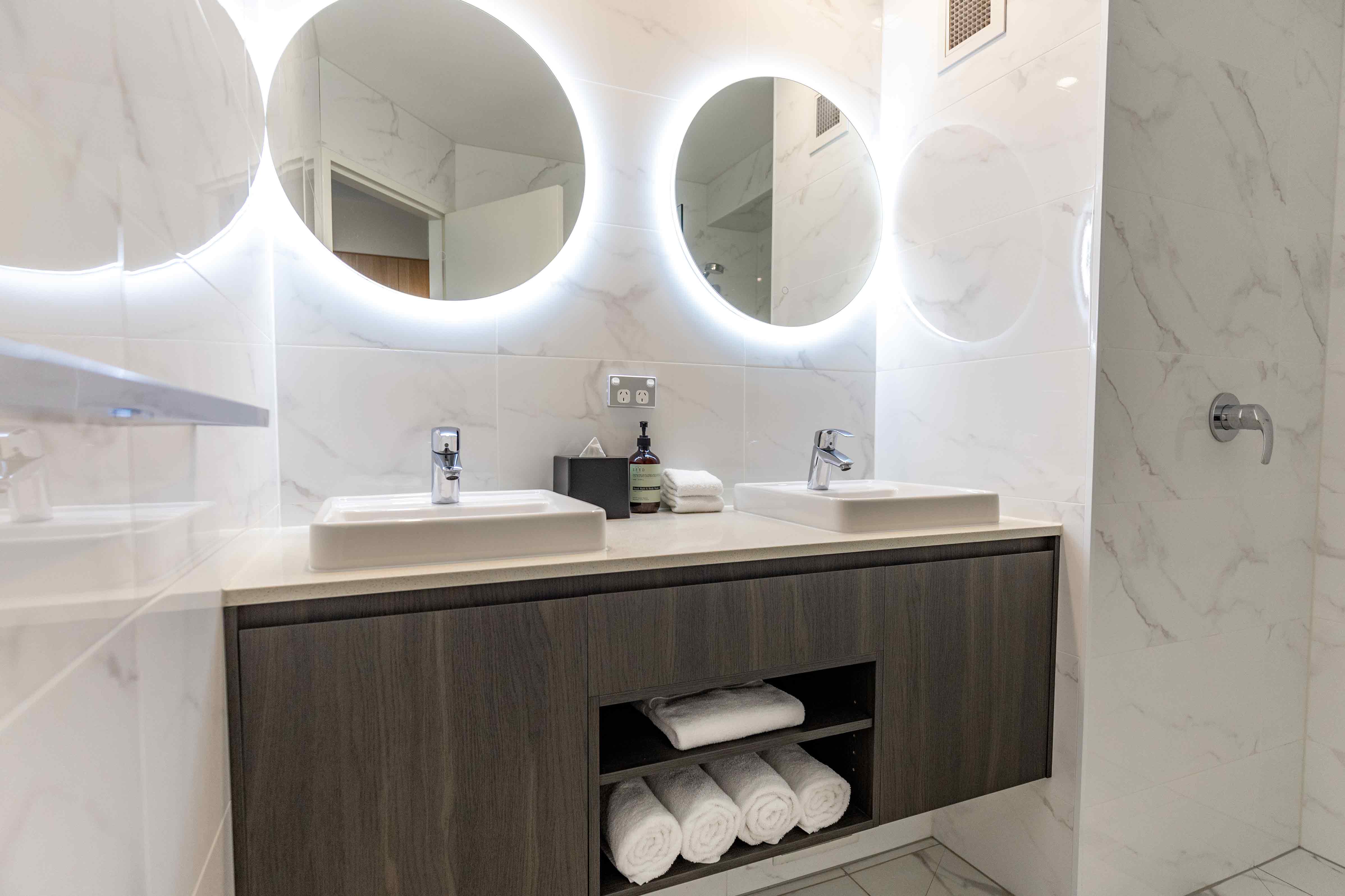 Room Deluxe Two Beds