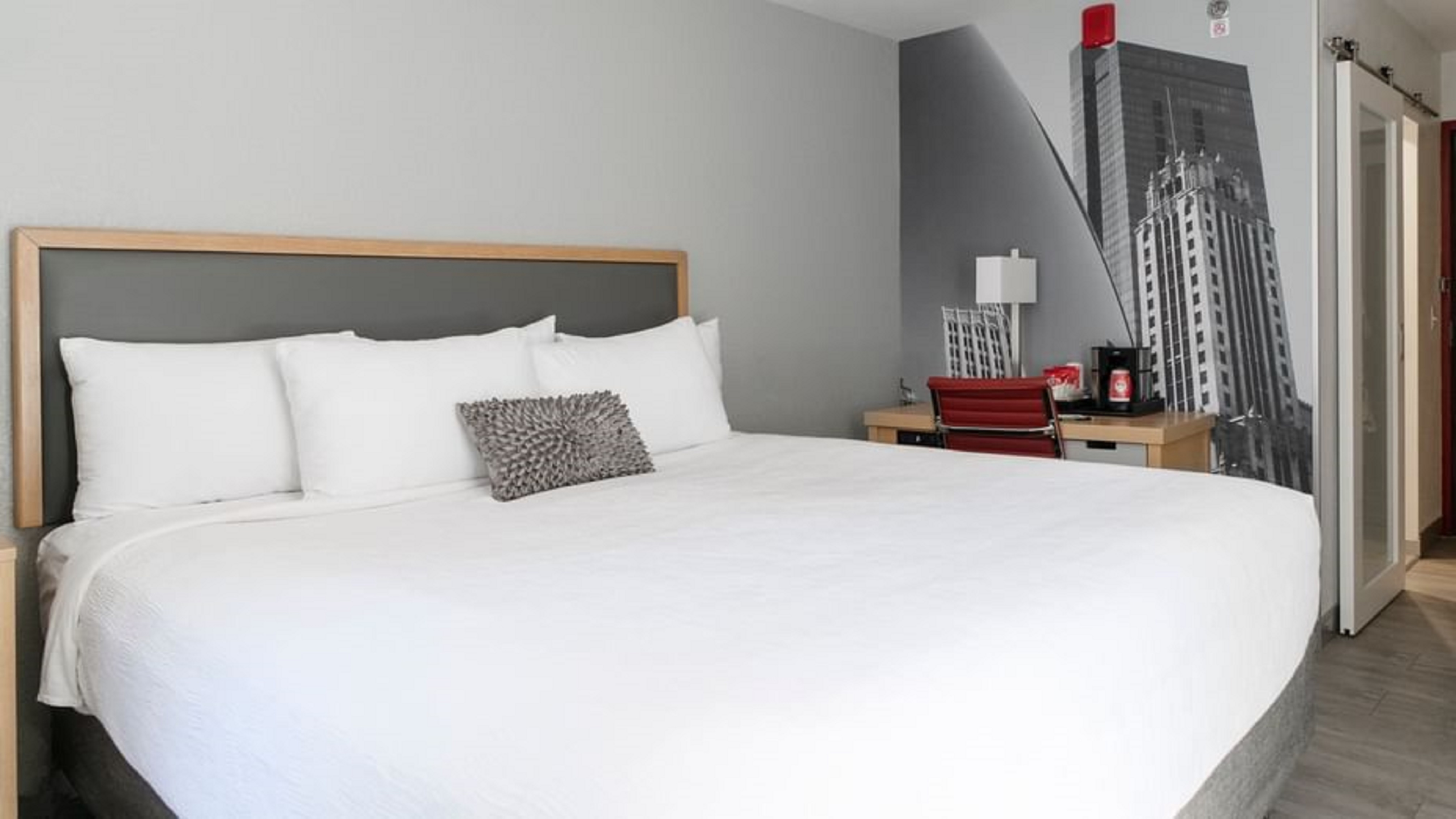 Double Classic King Bed