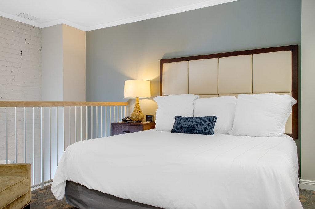 Suite Executive King Bed