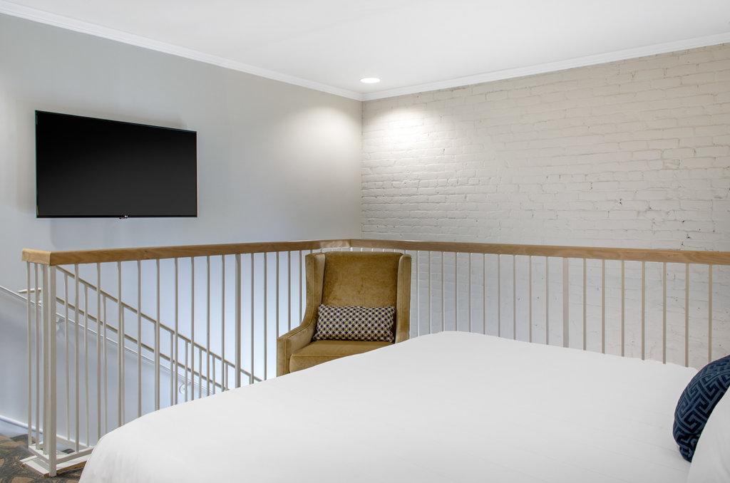 Suite Executive King Bed