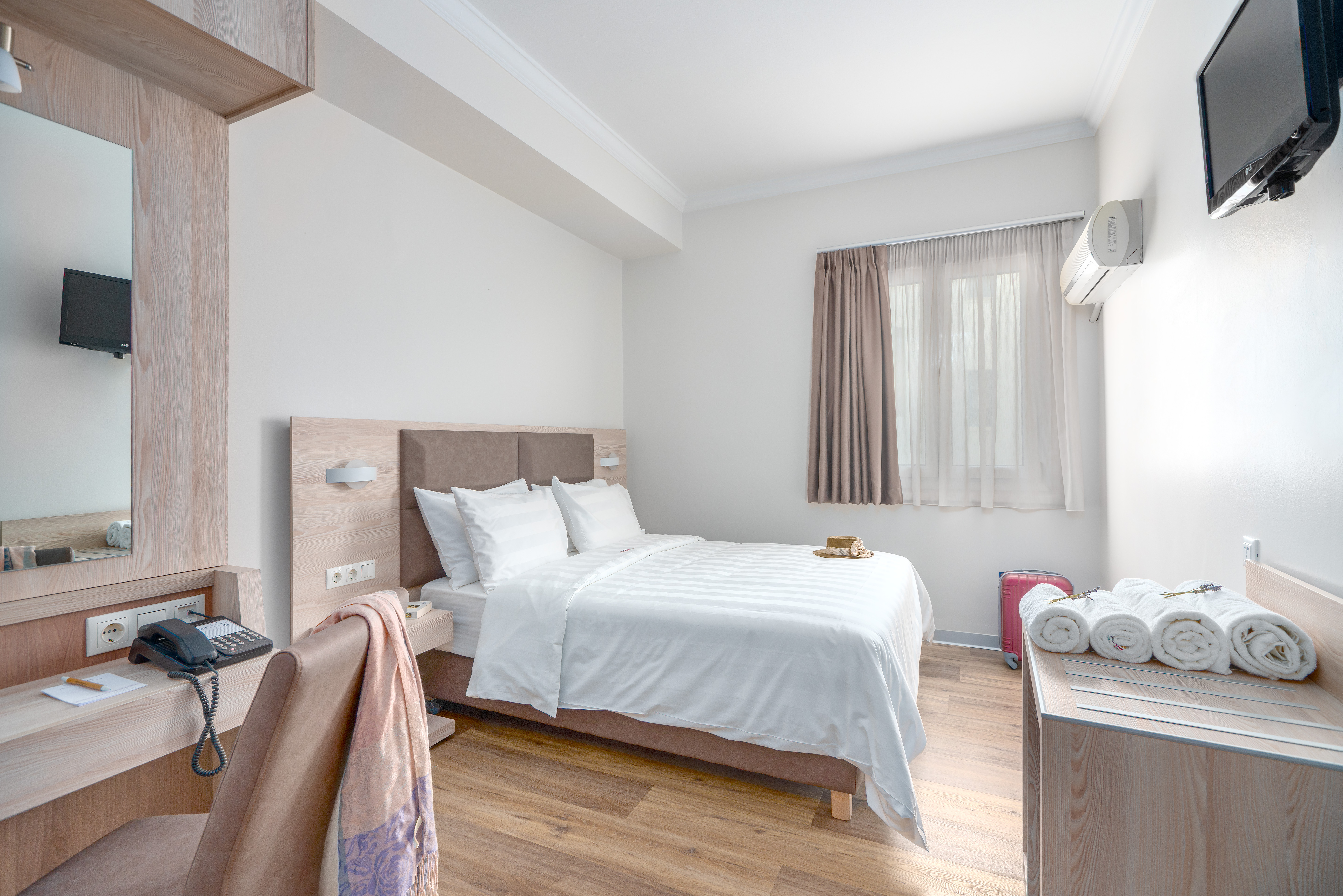 Double or Twin Standard