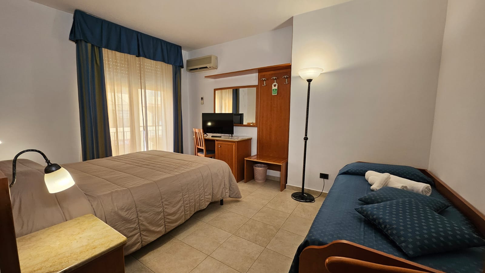 Triple One Bedroom with Terrace