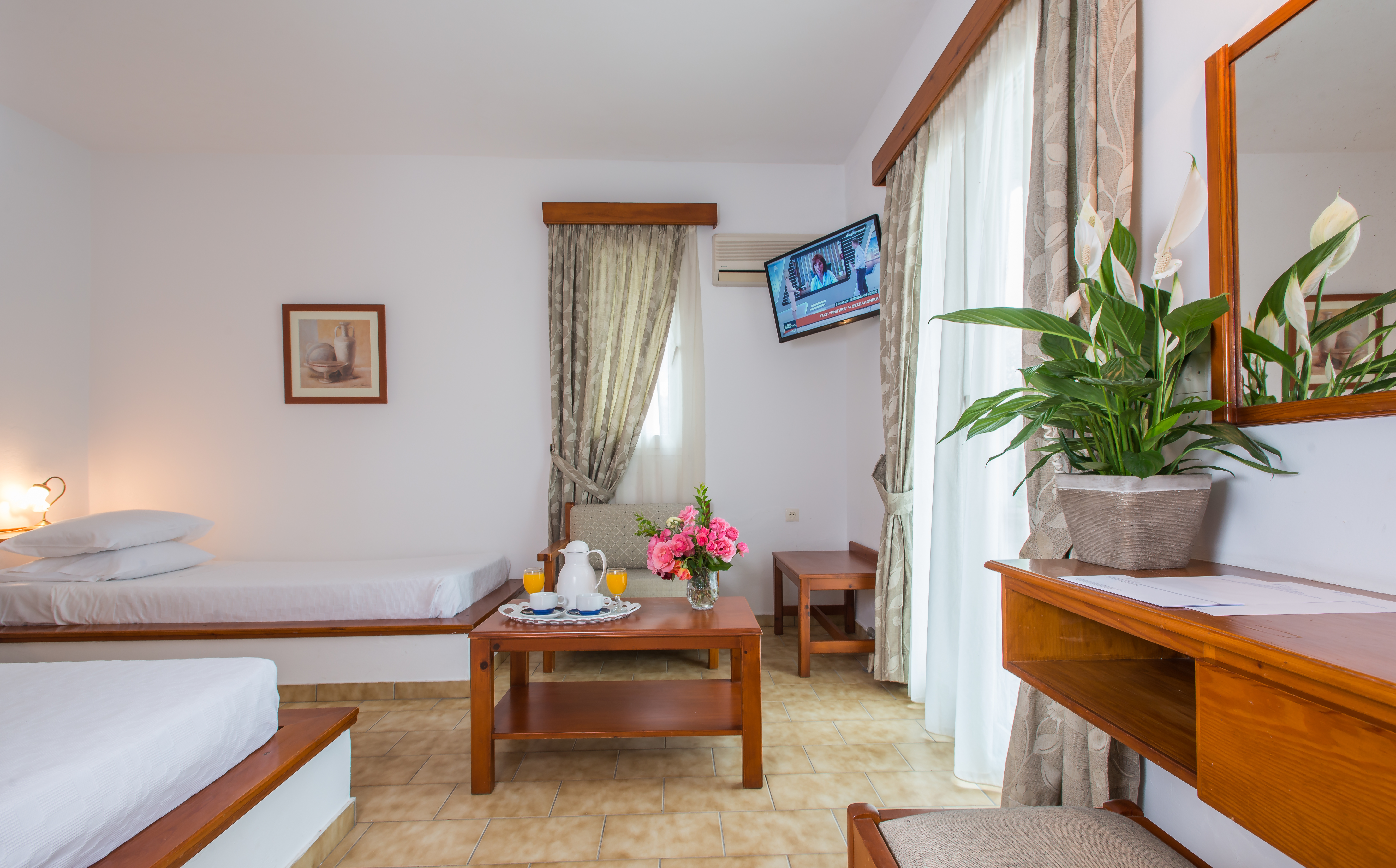 Bungalow Garden View