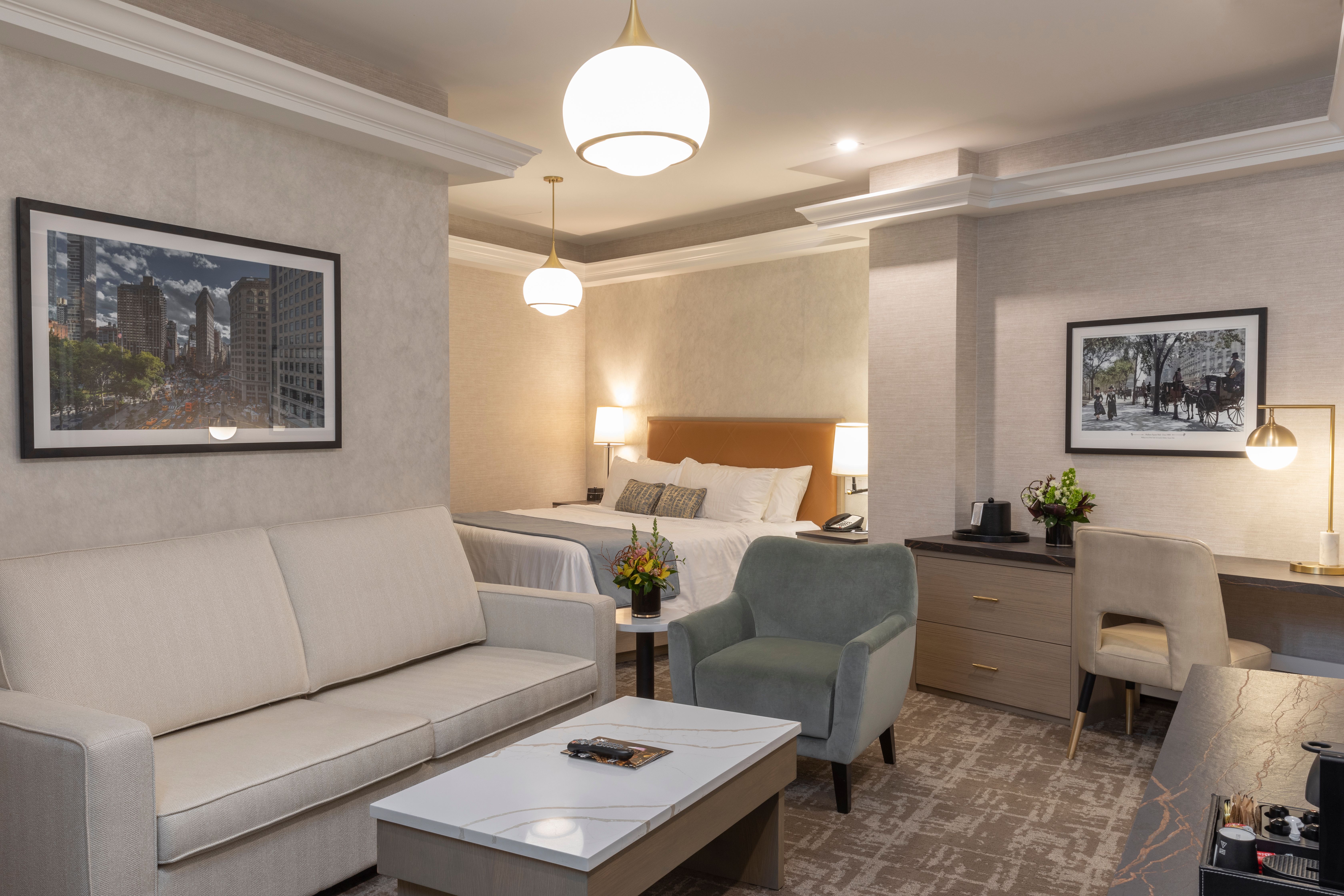 Junior Suite Deluxe King Bed