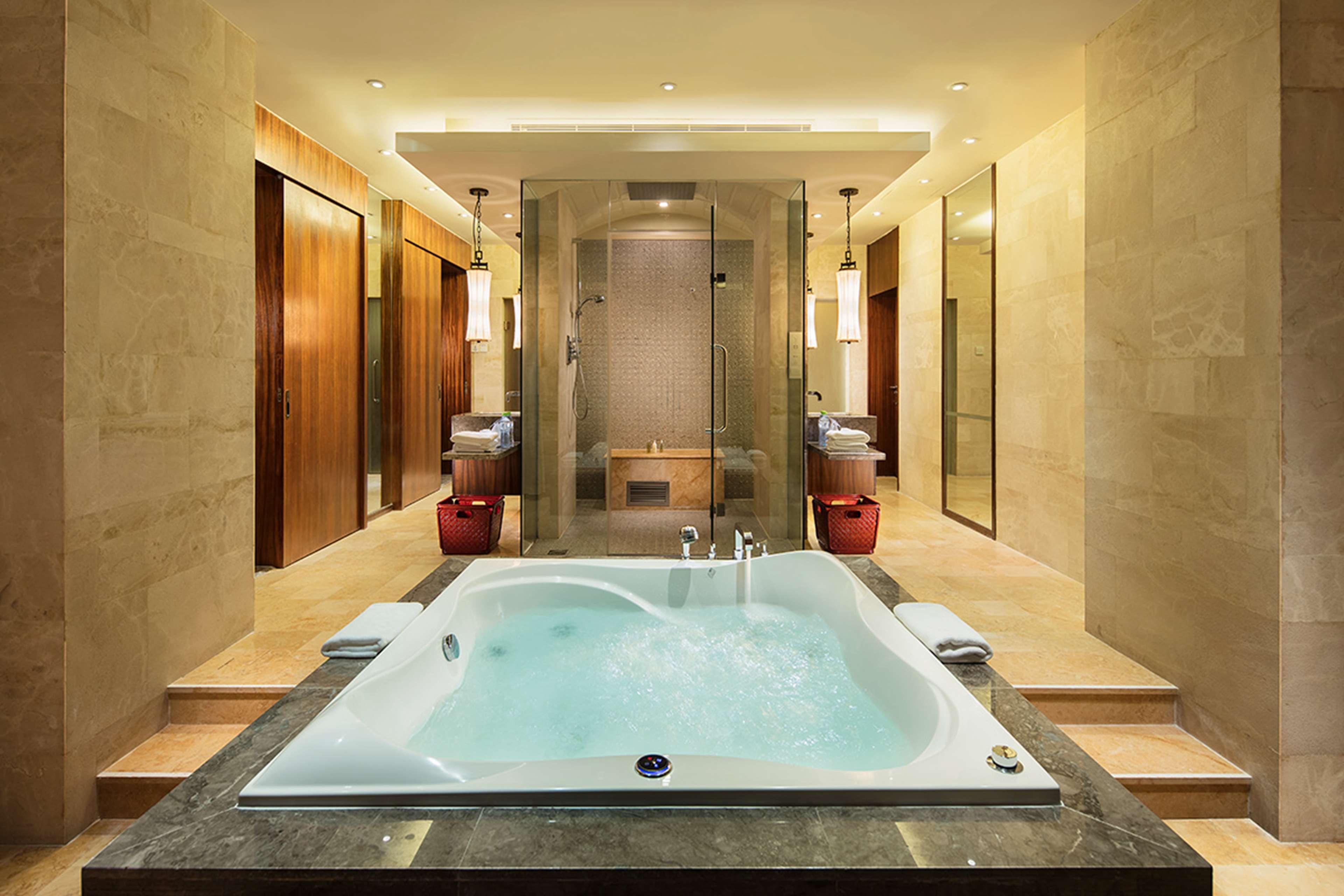 Suite Presidential with Views