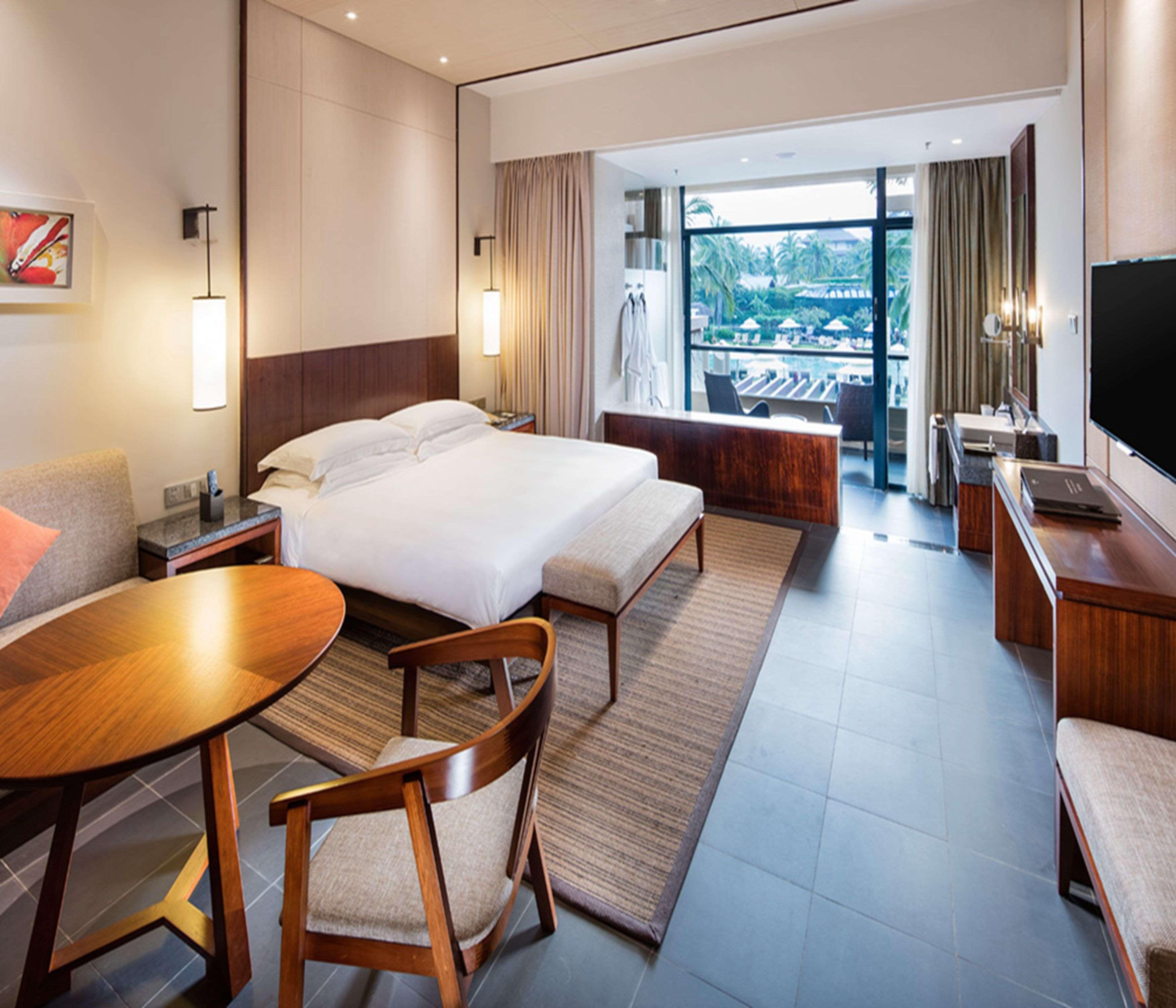 Double Deluxe with Views