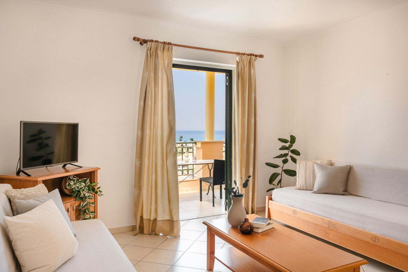 Apartment Superior Sea View